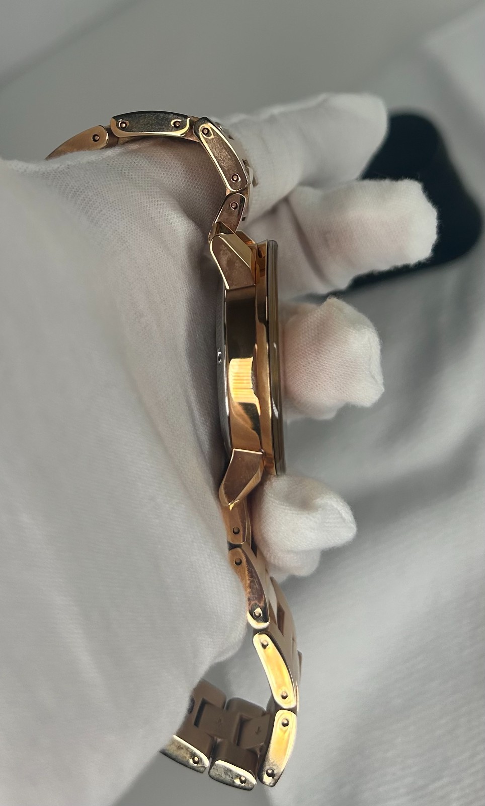 Movado Bold Rose Gold Ion-Plated Stainless Steel 36 mm Watch Box Set 3600342