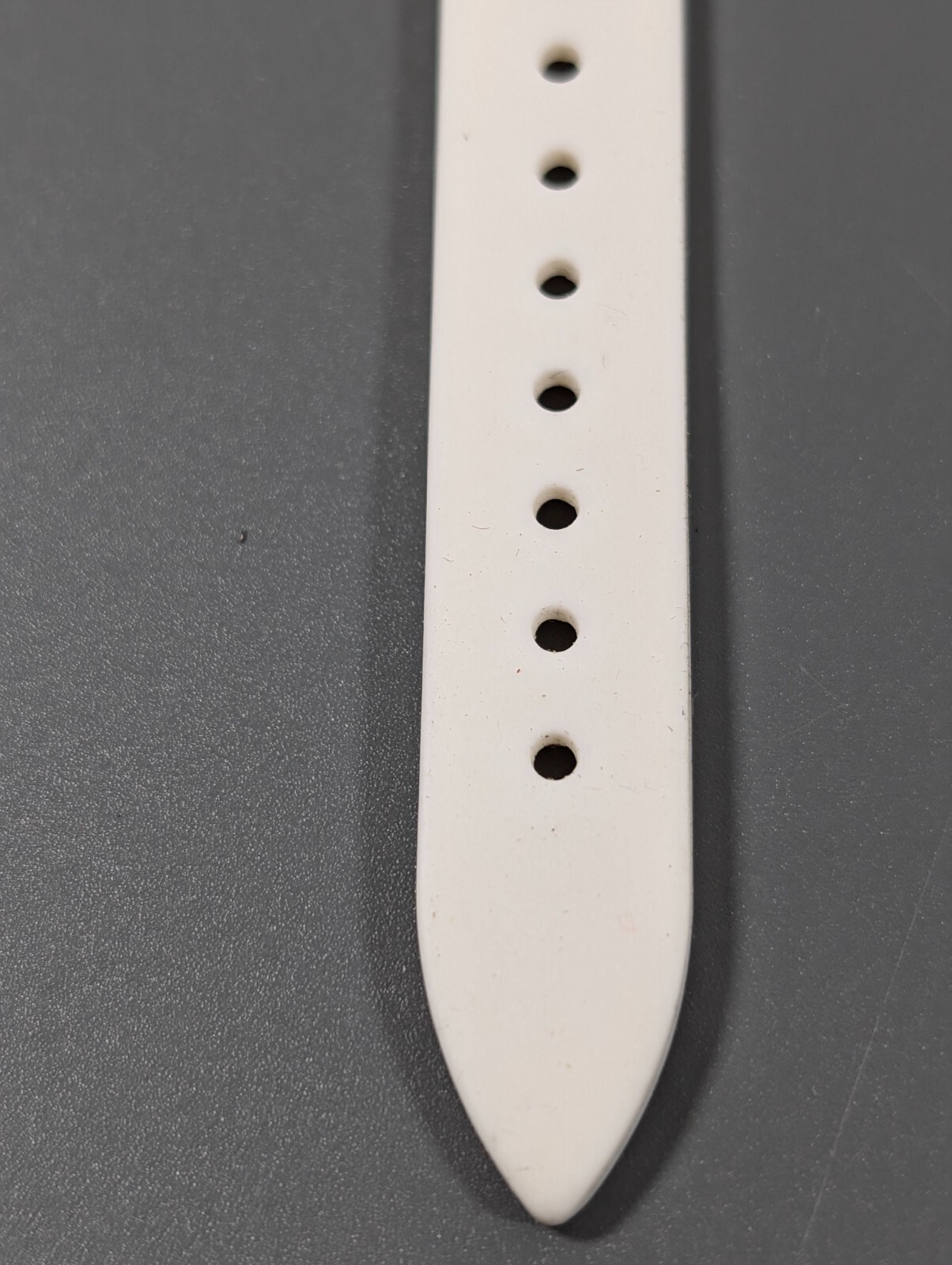 Womens White Pink Silicone Rubber Band Watch 30mm New Battery