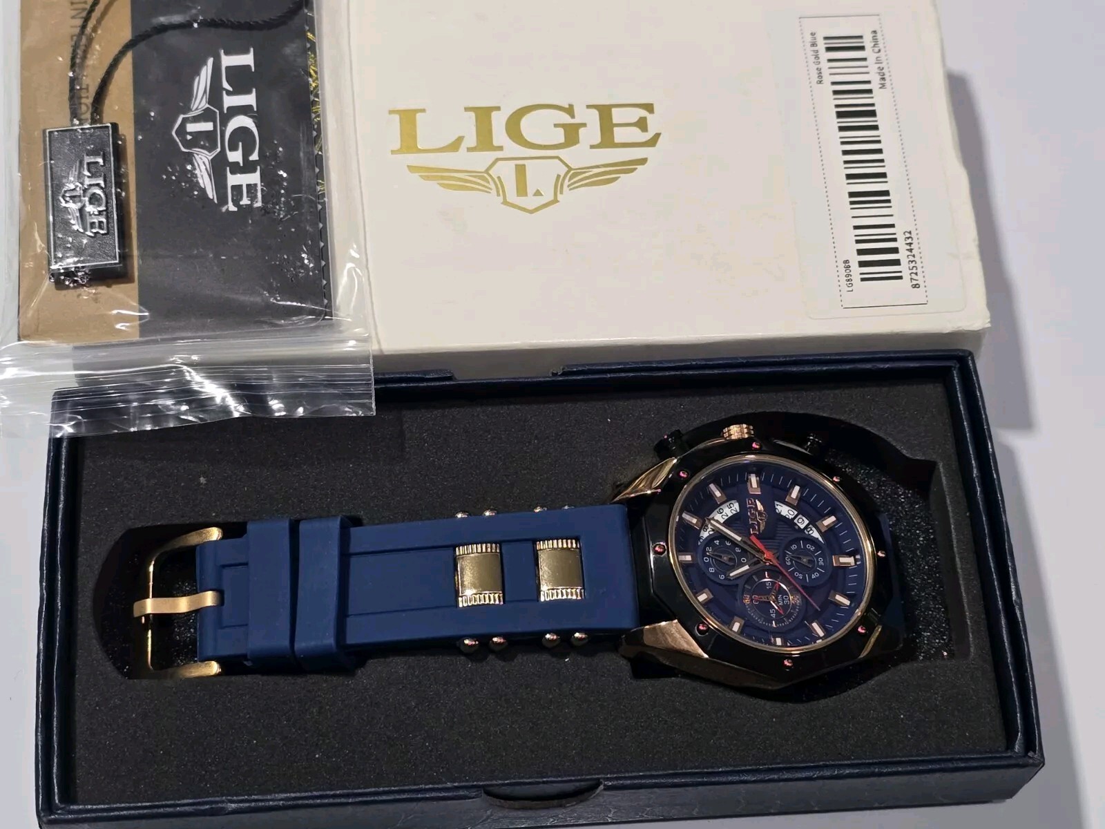 LIGE 1853 DREAM QUARTZ MEN’S WATCH, RUBBER BLUE BAND WITH STAINLESS ACCENT, NWT