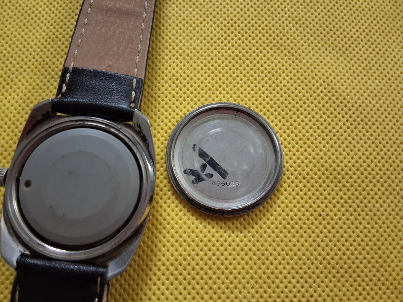 Vintage Roamer Infibio Elegant 17 Jewels Wrist Watch 36mm including crown