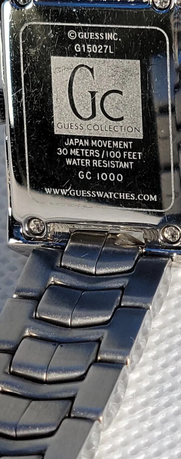 GUESS COLLECTION Women’s Stainless St Water Resistan 30M Silver Green Dial 20×29