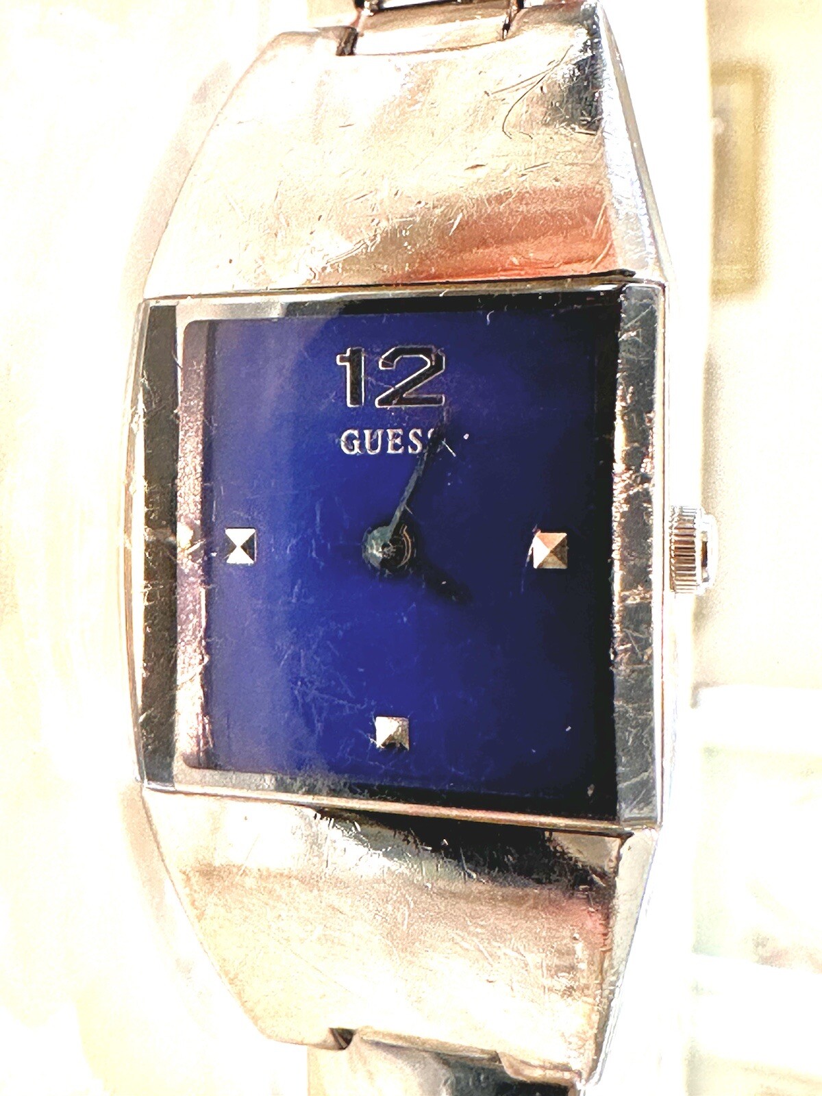 Guess G66005L Ladies Watch Silver Tone New Battery Blue Face Sliver Tone