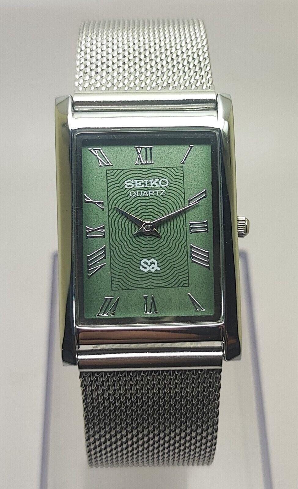 Vintage Seiko Slim Tank Quartz Men Green Face Dress Watch-Free DDP Shipping