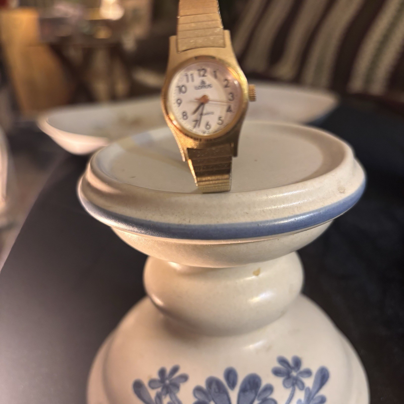 Vintage Lorus Women’s Gold Tone Quartz Watch Stretch Band – As Is / Untested