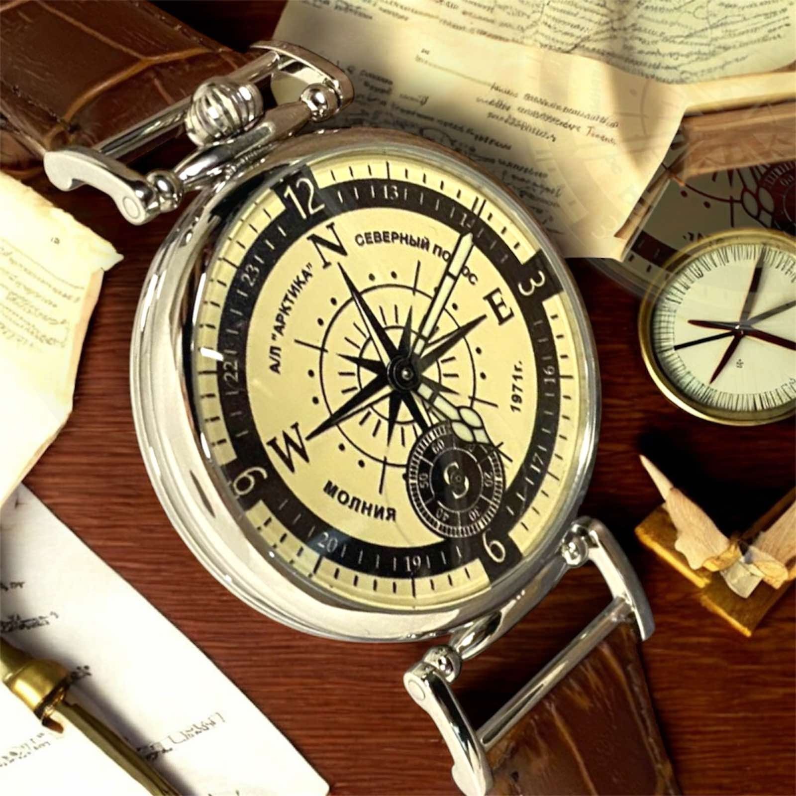 Vintage Watch Molniya Mechanical Wrist Compass Men’s Russian Soviet USSR Strap