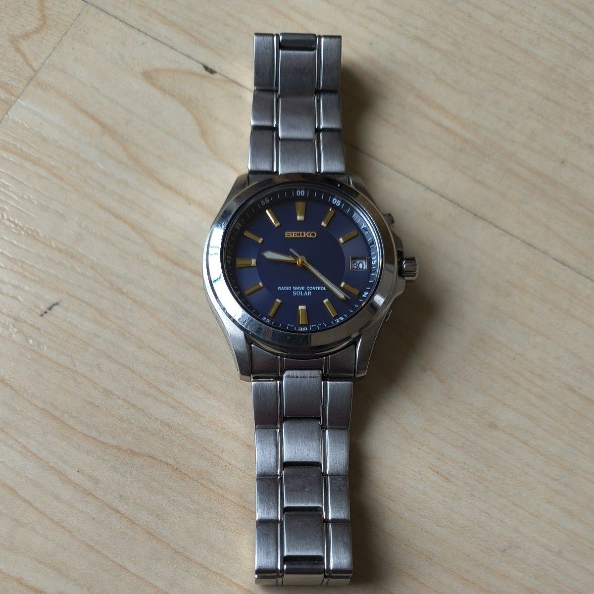 SEIKO 7B22-0AY0 Solar Radio Control Navy Dial Watch