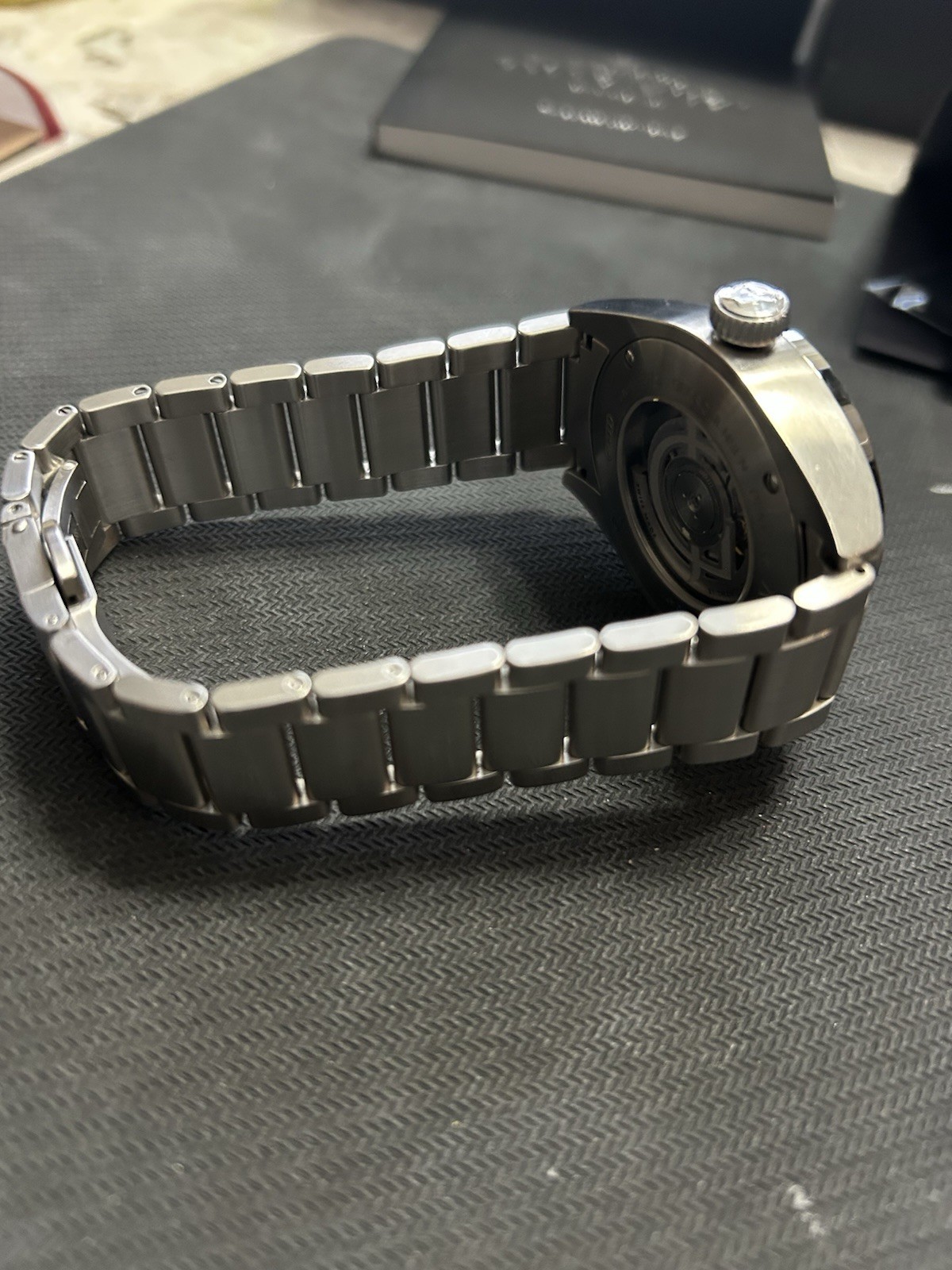Georg Jensen Auto 41mm White Dial Date Steel Bracelet 10 ATM Box Papers