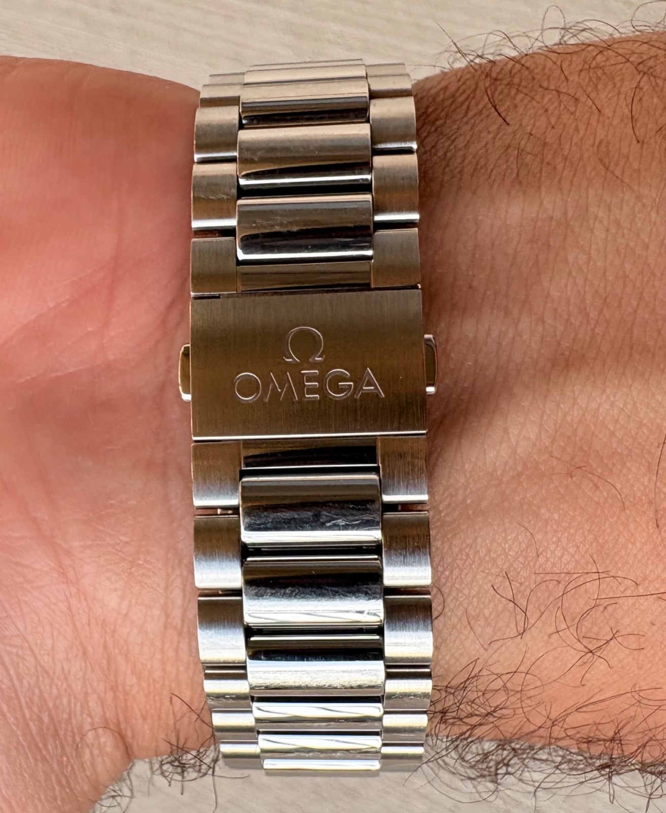 OMEGA Seamaster Aqua Terra “Shades” Blue – Warranty to 2028 + 2 Extra Straps