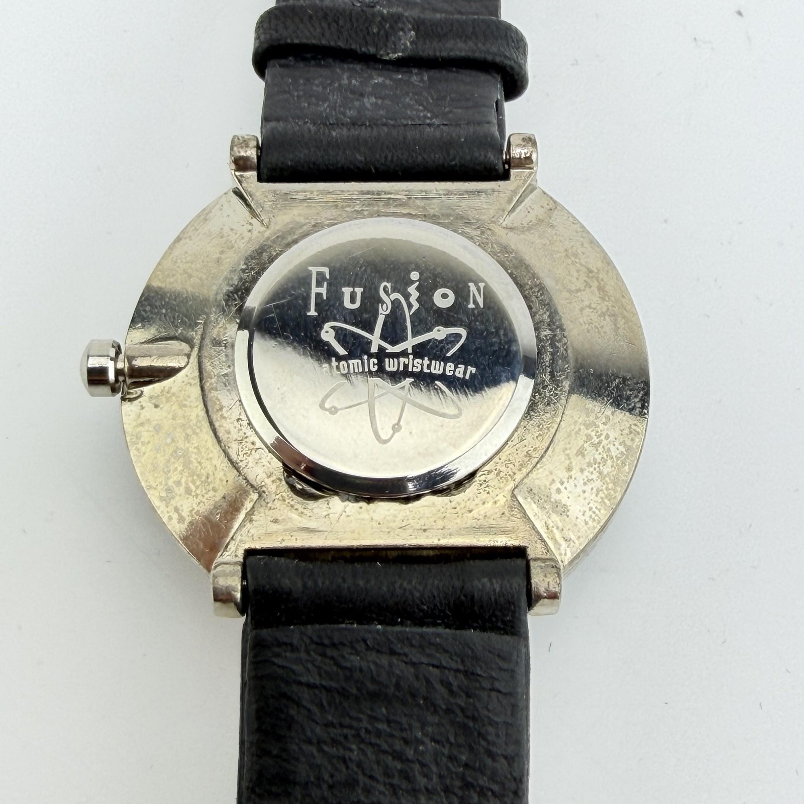 Fusion Atomic Wristwear Womens Watch Multicolor Dial Black Leather Quartz Analog