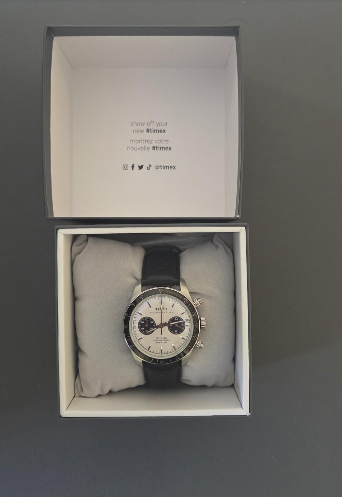 Timex Waterbury Men’s 39mm Chronograph Quartz Tachymeter Black Leather Strap 50m