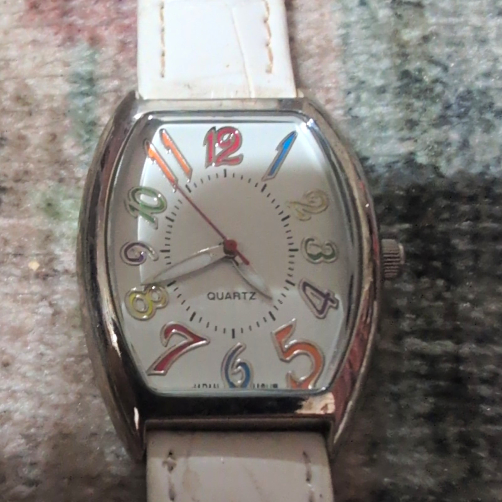 Womens Quartz Analog Tonneau Watch Silver Tone White Leather Strap Multicolor