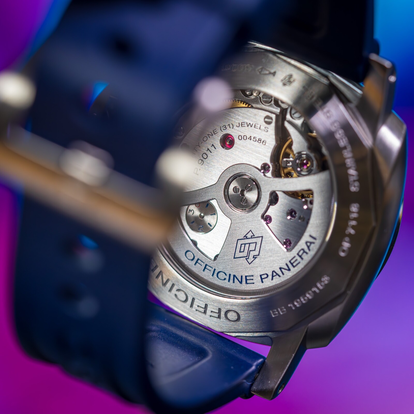 Panerai Luminor 44mm Box and Papers Blue Dial Rubber & Leather Strap – PAM01033