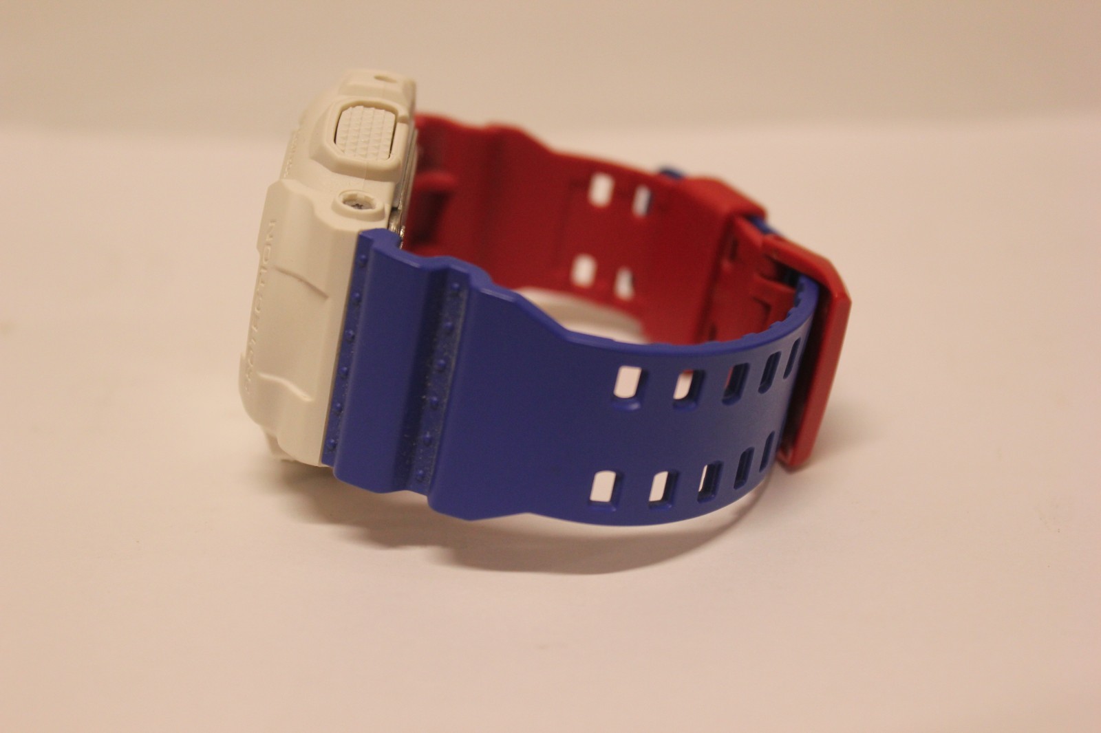 Casio G-SHOCK GA-120TRM Tricolor White Blue Red Ana-Digi Japan F4B8