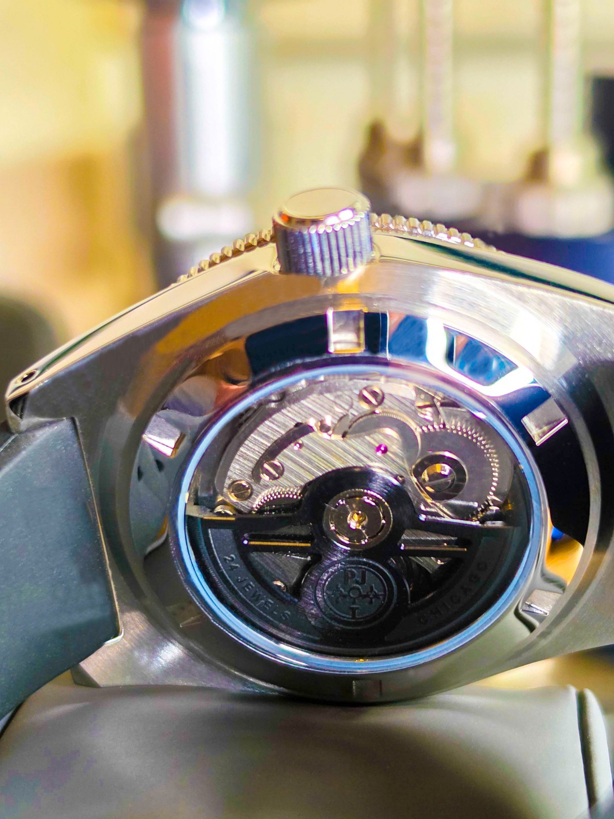 Put a little “Blue Lagoon” into your life! Dive Tool Watch w/ Sapphire Crystal!