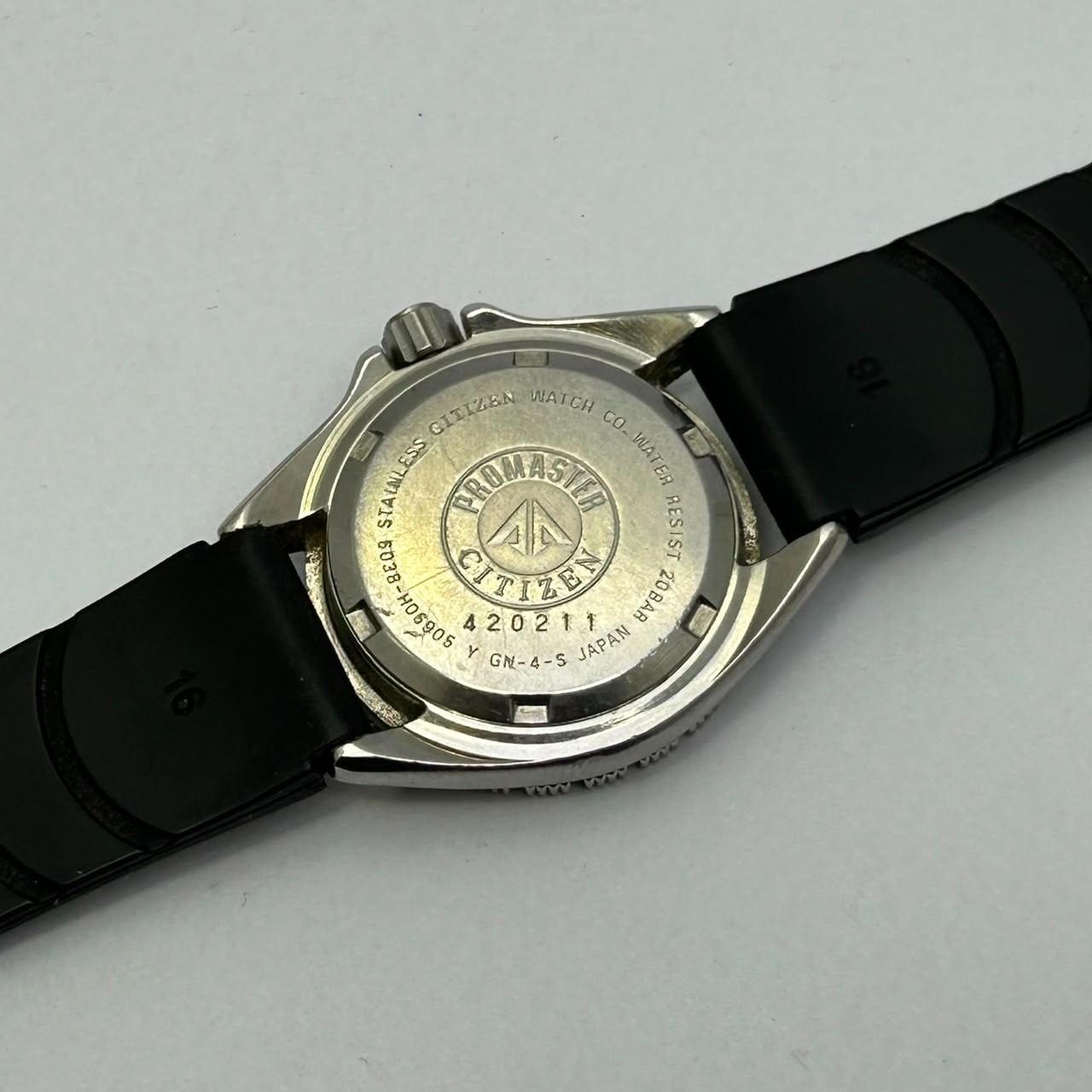 Citizen Promaster 6038-H06905 Quartz Diver Vintage Women Watch