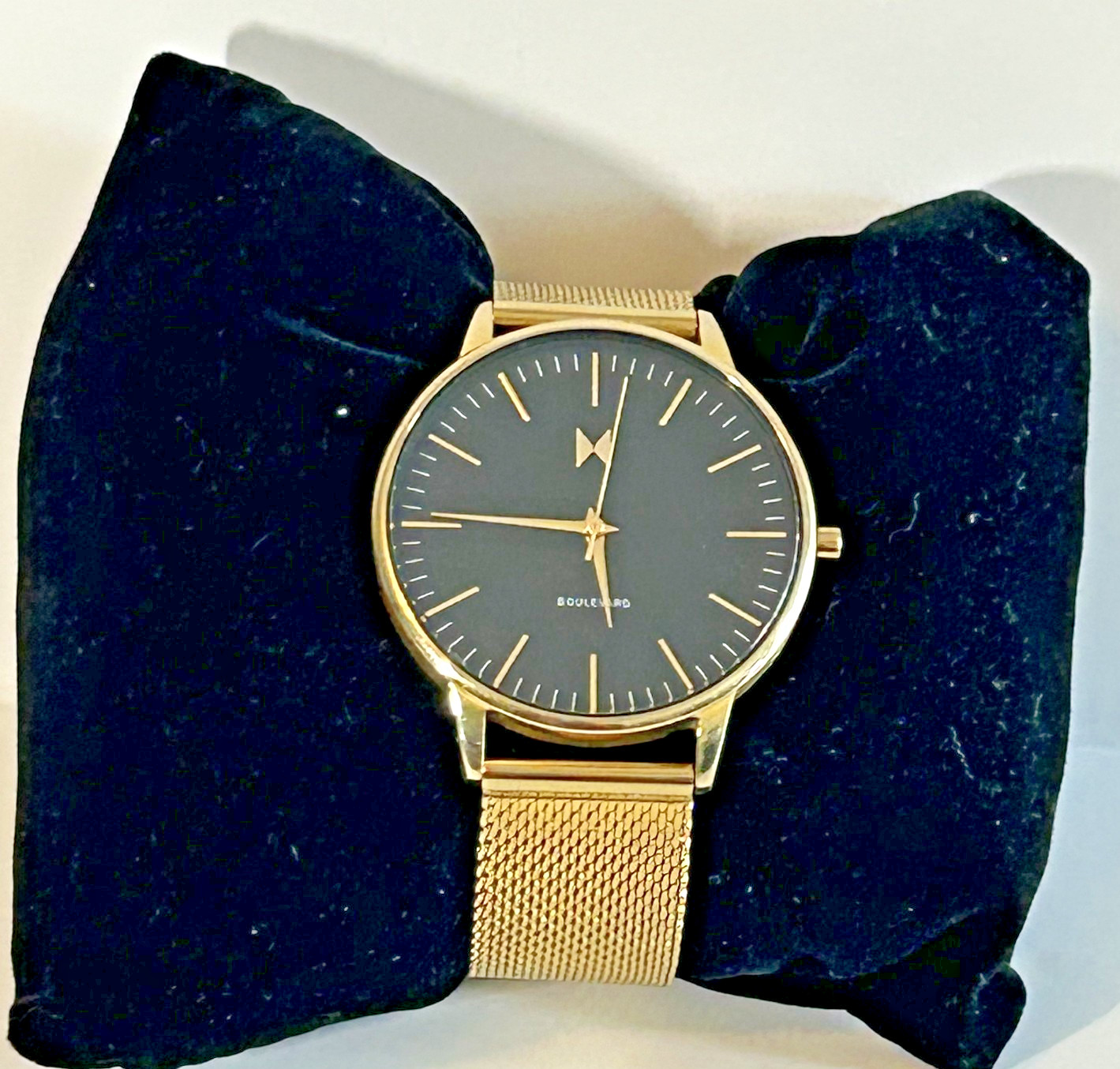 MVMT Boulevard Magnolia Women’s Watch Rose Gold Mesh Black Dial 38mm Qtz working