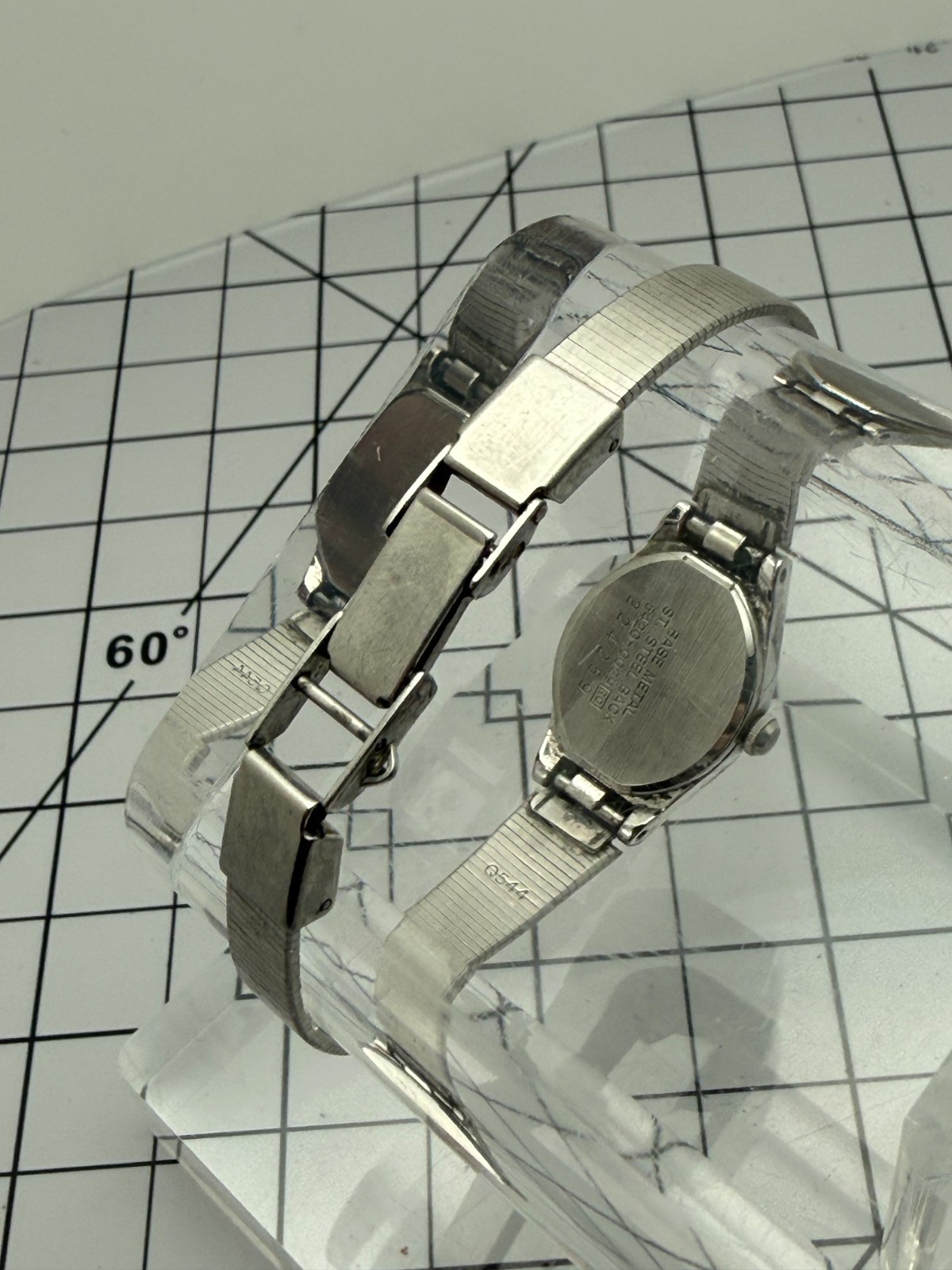 Seiko Quartz 5420-0029 16mm Silver Tone Dress Watch Vintage Running Baton Dial