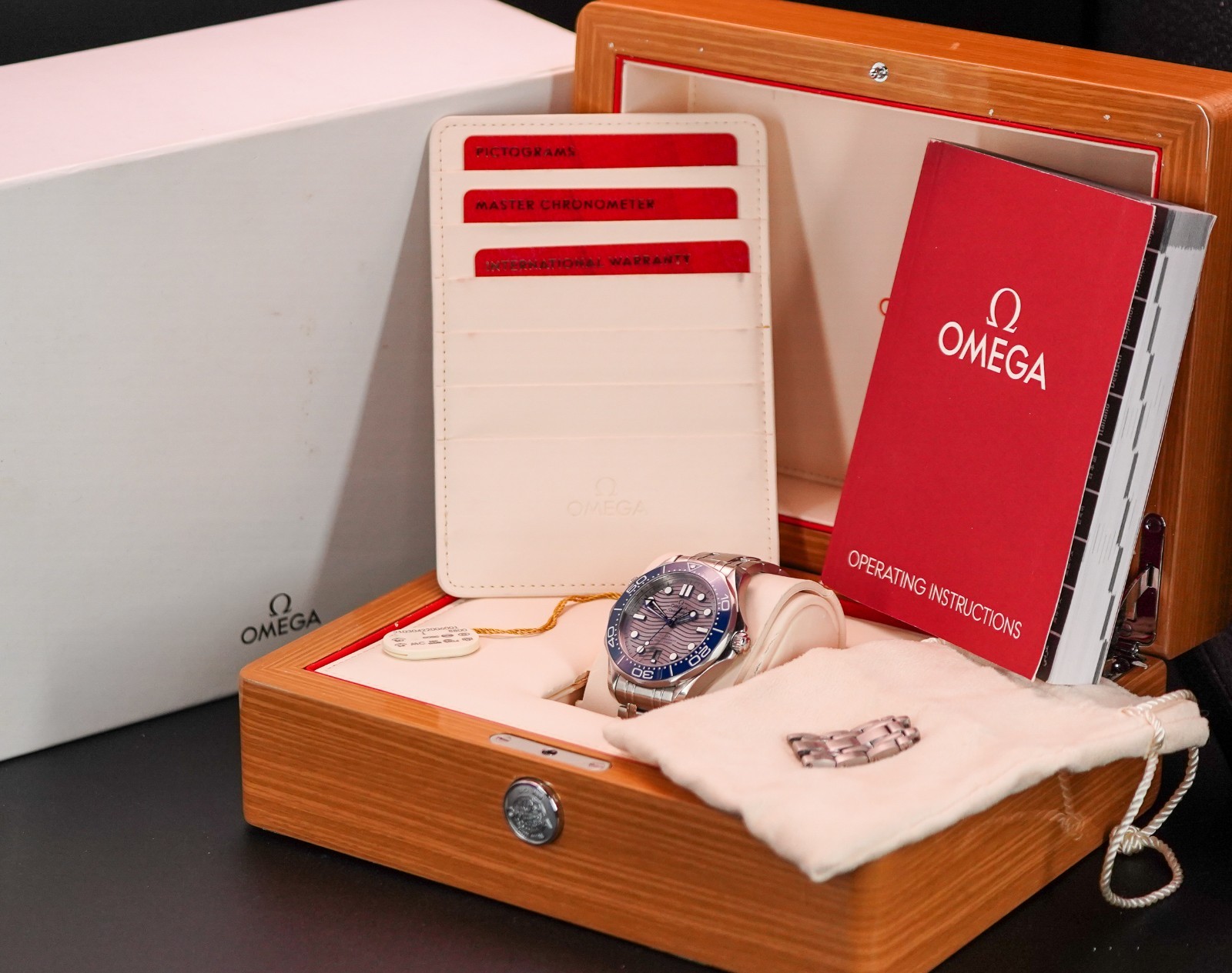 Omega Seamaster Diver 300M – 42mm – 210.30.42.20.06.001 – Grey Dial – 2019 – B&P