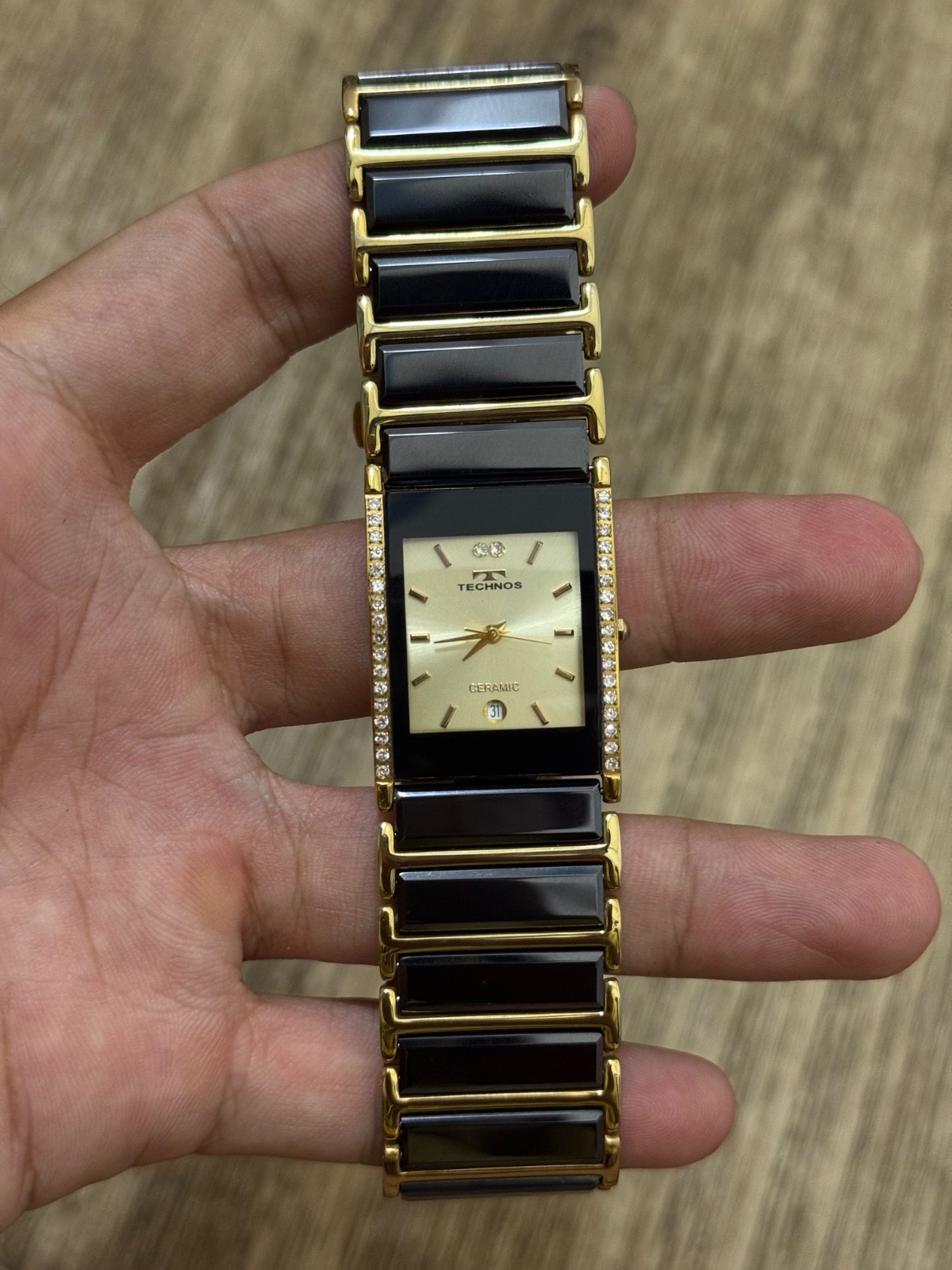Vintage TECHNOS Ceramic Gold Tone Black Ceramic Diamond Accent Rectangular Quart