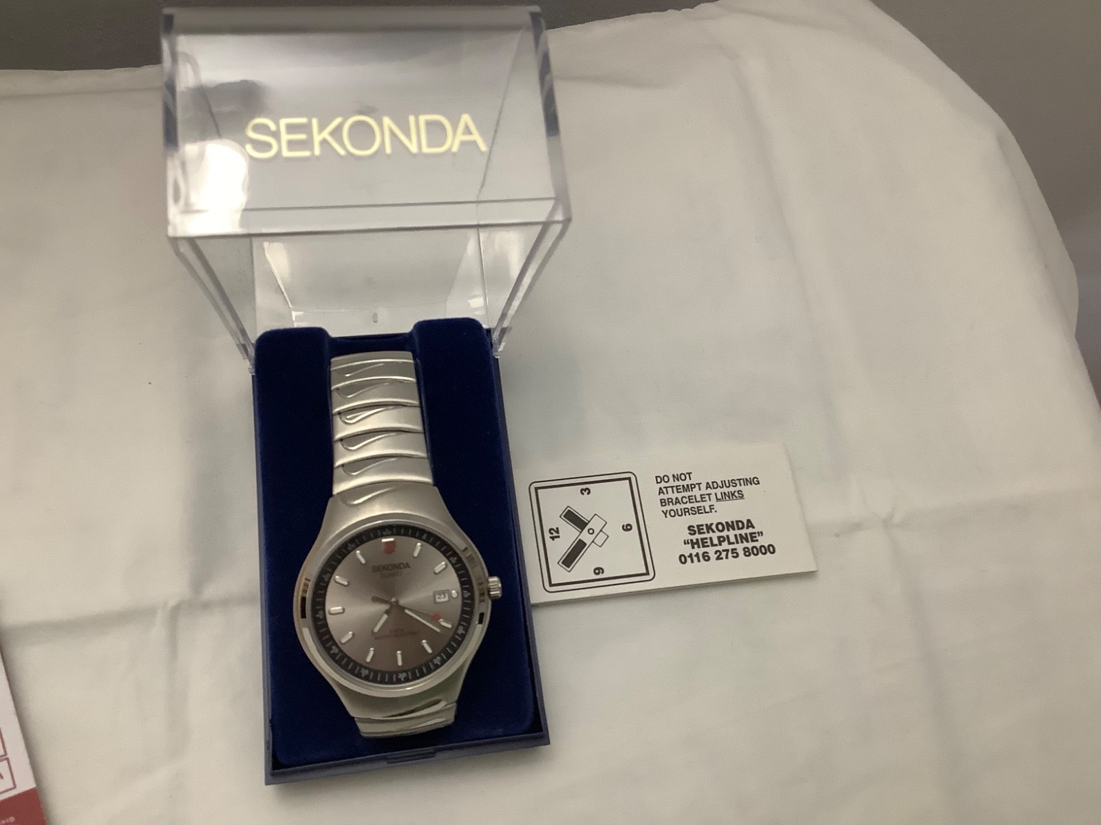 Mens New Sekonda Silver Dial 18cm Stainless Steel Strap. 5ATM water resistant