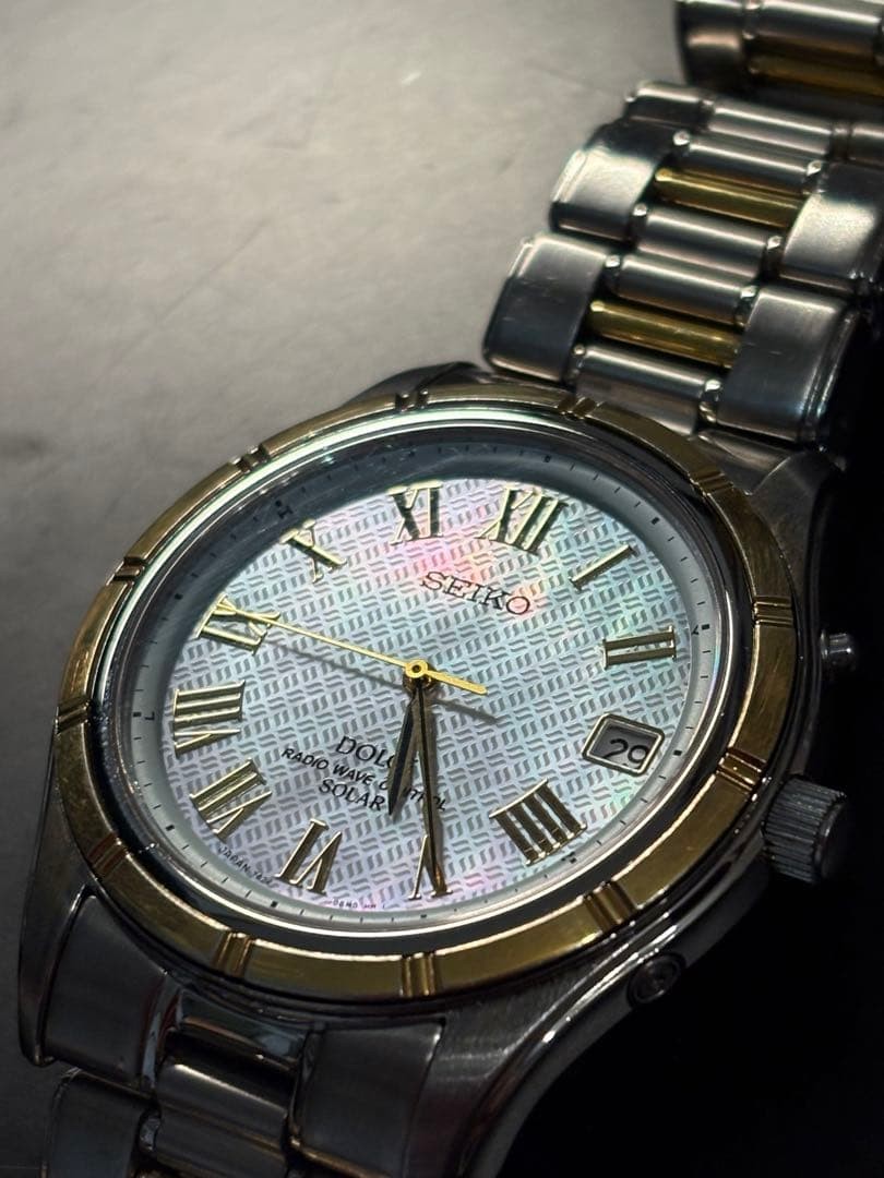 Solar Radio White Mother of Pearl Roman Seiko Dolce Manufactured in October ’05