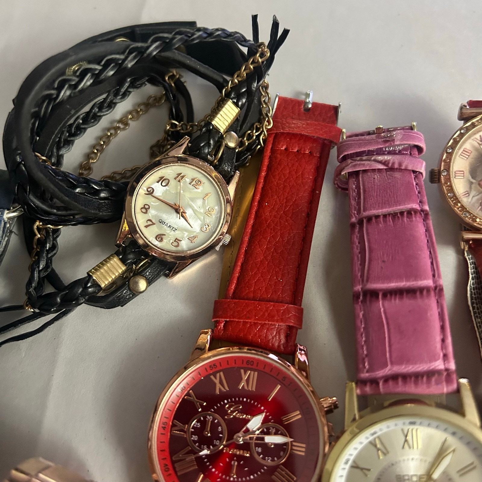 Assorted Watches Used Not Working For Parts Or Pieces lot 14