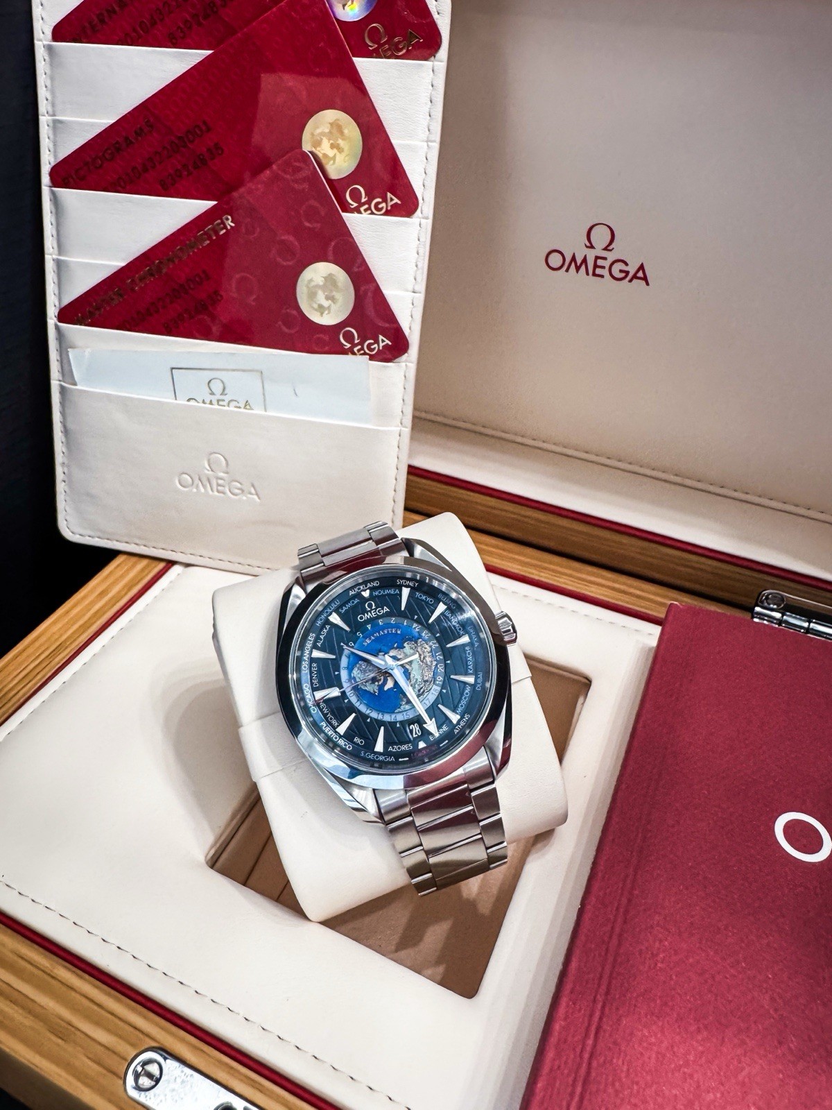 Omega Seamaster Aqua Terra World Timer 220.10.43.22.03.001 Blue Dial