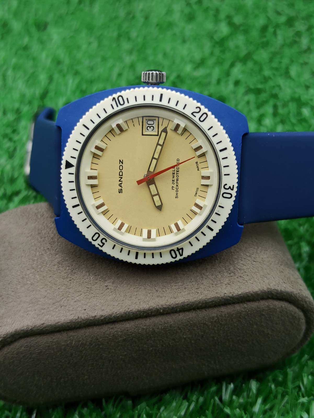 HYPER-RARE SANDOZ INCABLOC JUMBO DIVER BLUE WATCH MECHANICAL SWISS 1970s