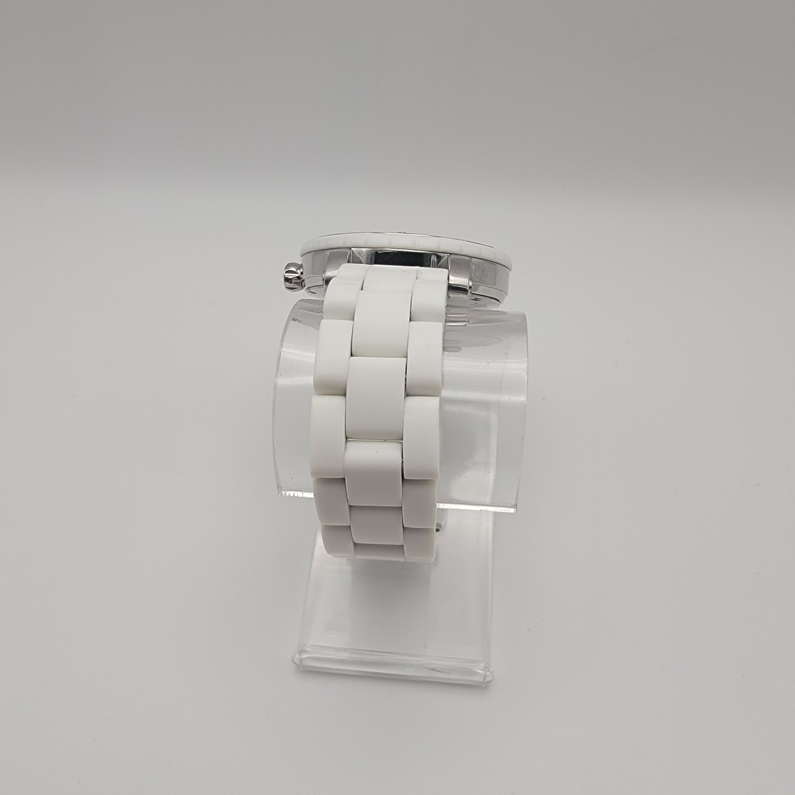 Fossil BQ9409 Watch Womens White Plastic 37mm Quartz Day Date 10 ATM
