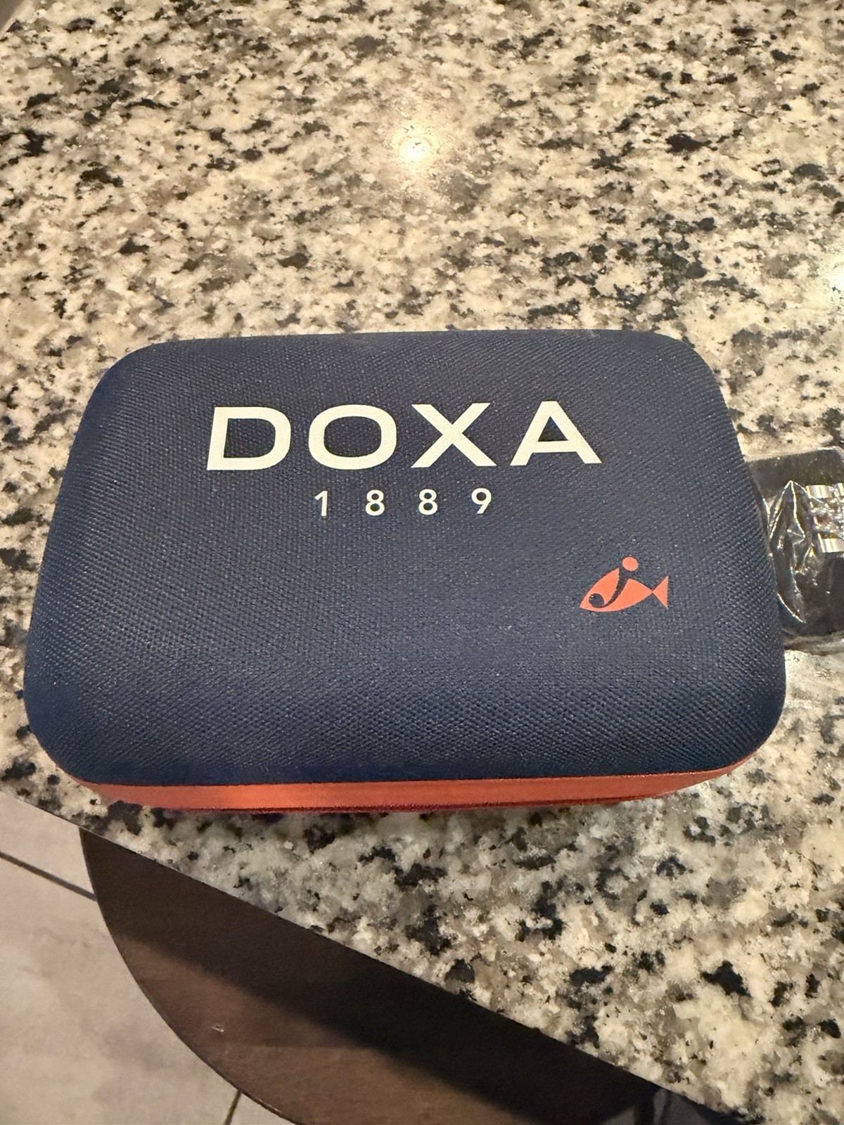 DOXA SUB 300T Sharkhunter Automatic Diver 300m Black Dial Date SS Bracelet