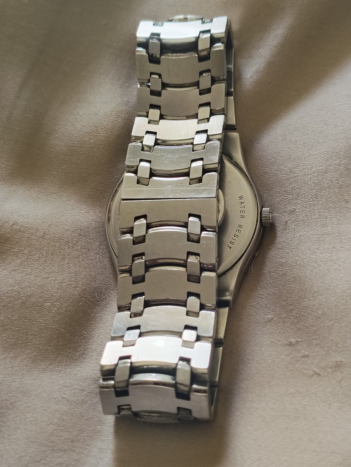 Wittnauer Quartz 35mm Silver Dial Date Stainless Steel Bracelet Dress Watch
