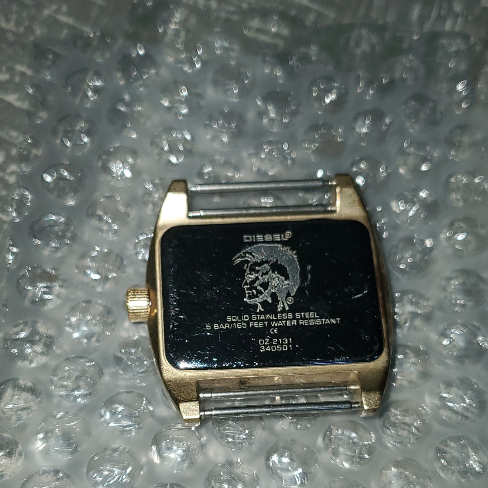 Diesel DZ-2131 Men’s Quartz Watch Green Dial Gold Tone 50m Water Resistant