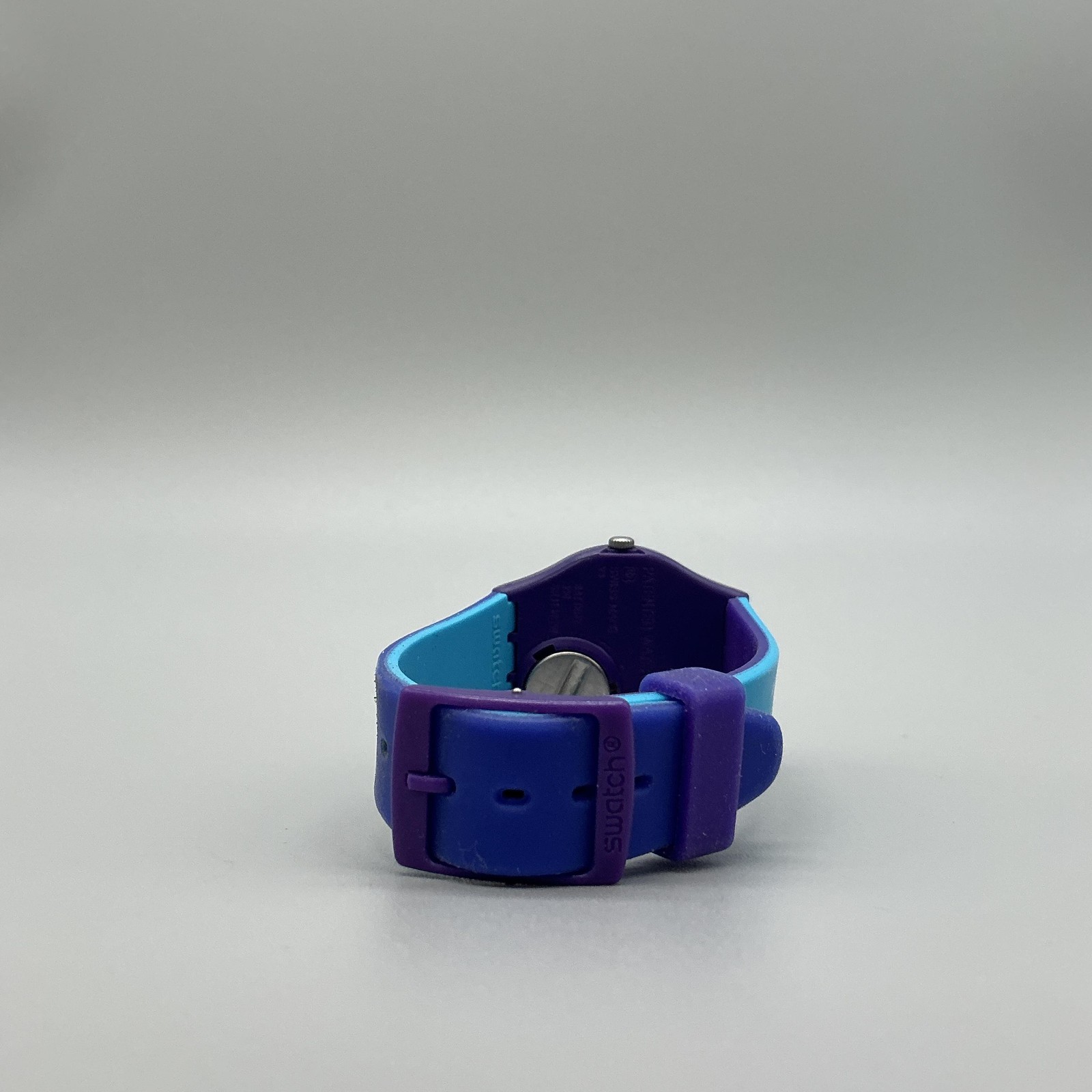 Swatch Mixed Up GV128 Mens Watch 34mm Blue Purple Swiss Made New Battery