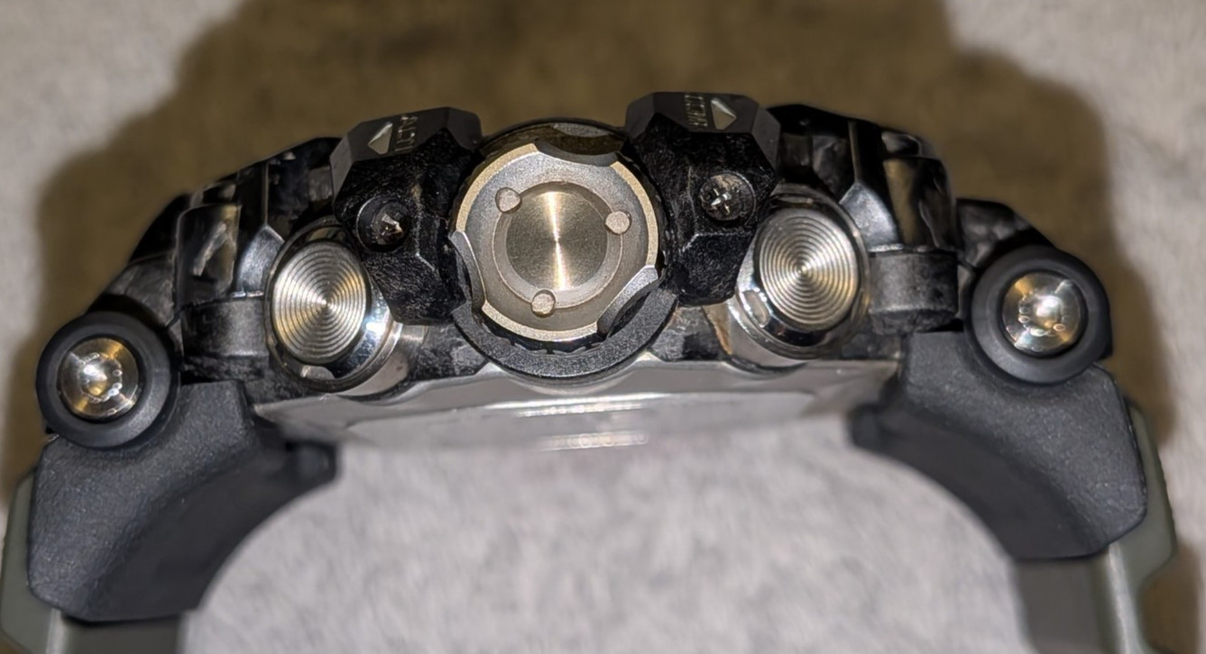 Casio G-Shock GWG-2000-1A3, preowned, strap adapters and para strap included