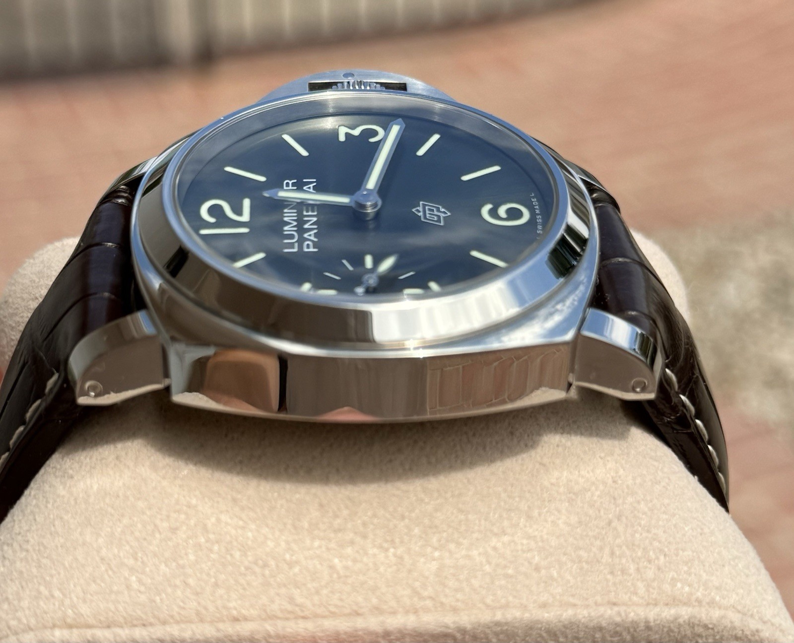 Panerai Luminor Logo PAM01624 Green Sunburst Dial