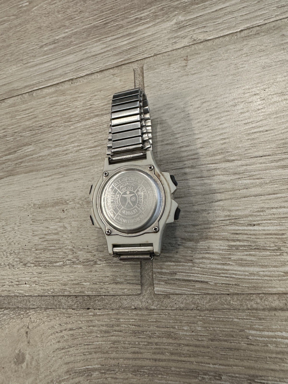 VTG Armitron 40/6631 Alarm Chrono All Sports Watch