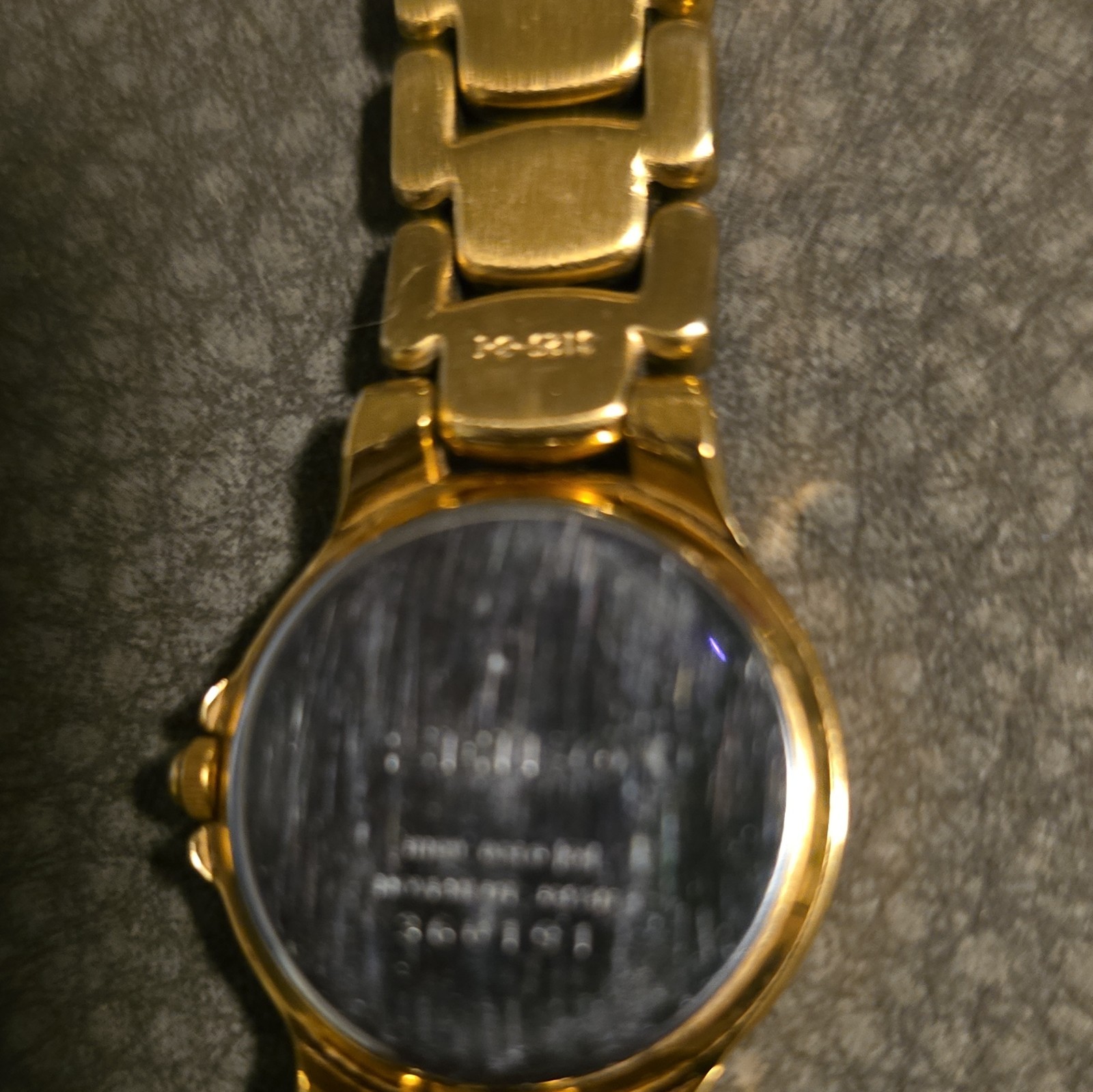 Seiko Quartz Women’s Gold-Tone Bracelet Watch White Dial Stick Smooth Bezel