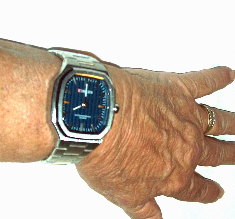 NEW Octagonal Formal Dress Watch Push Button Deploy fits 6.5-6.75″ Runs Great