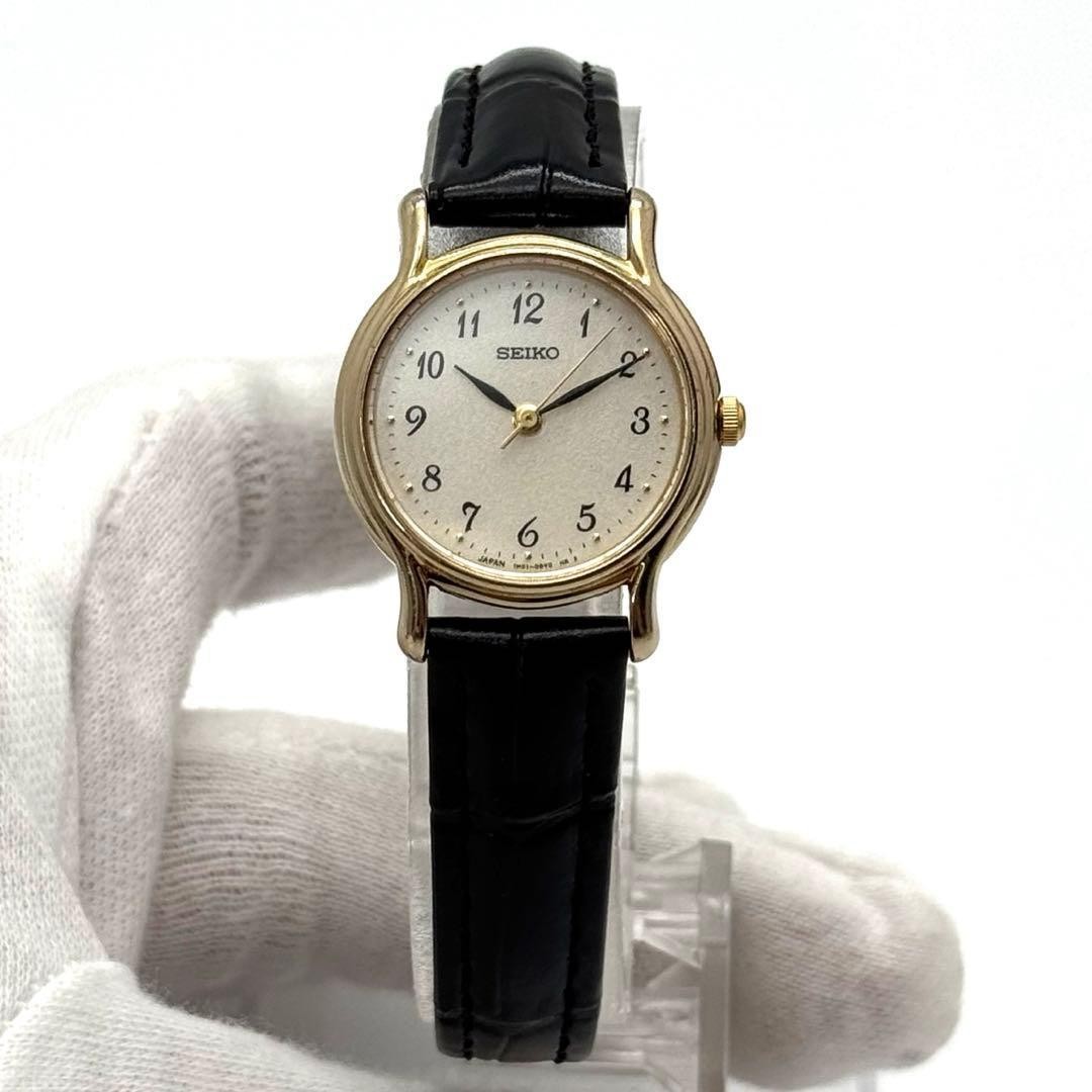 Excellent condition, fully functional SEIKO quartz women’s watch with new ba