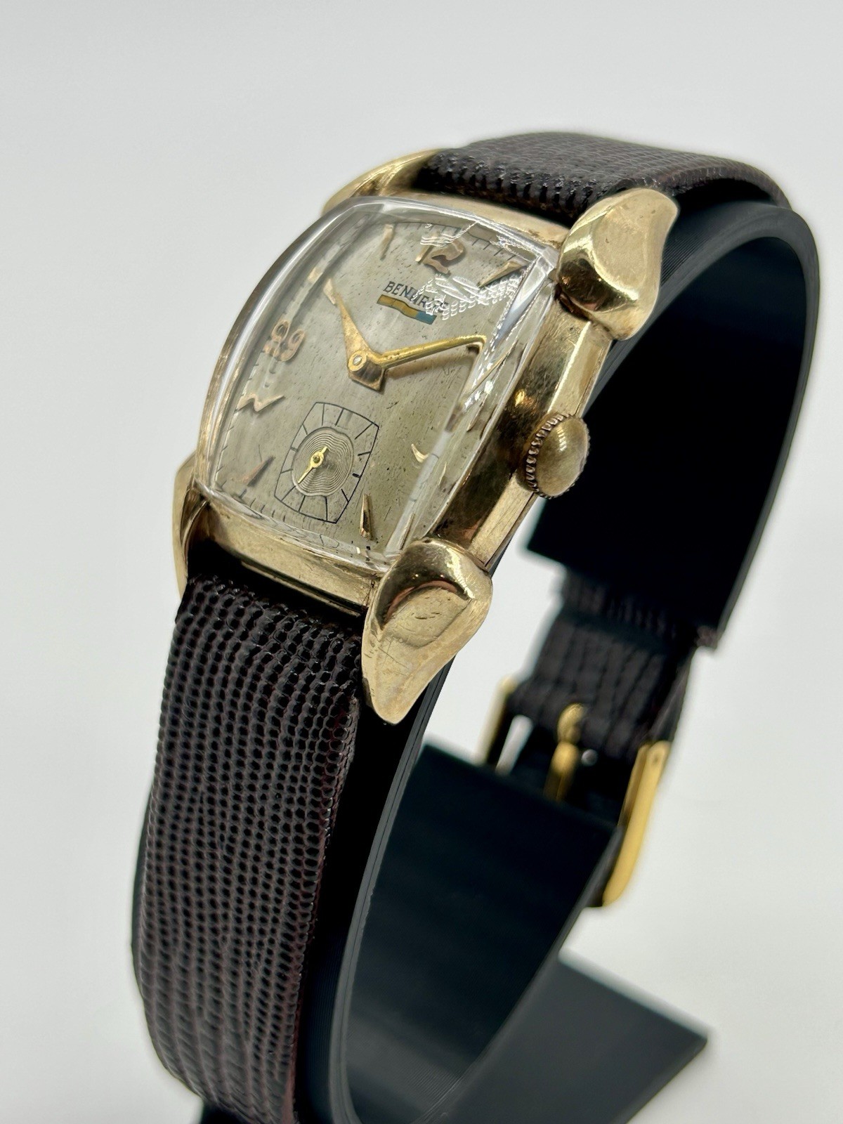 Vintage Benrus 17J Manual Wind 10K Gold Filled Horn Lug Tank Watch 26mm Runs