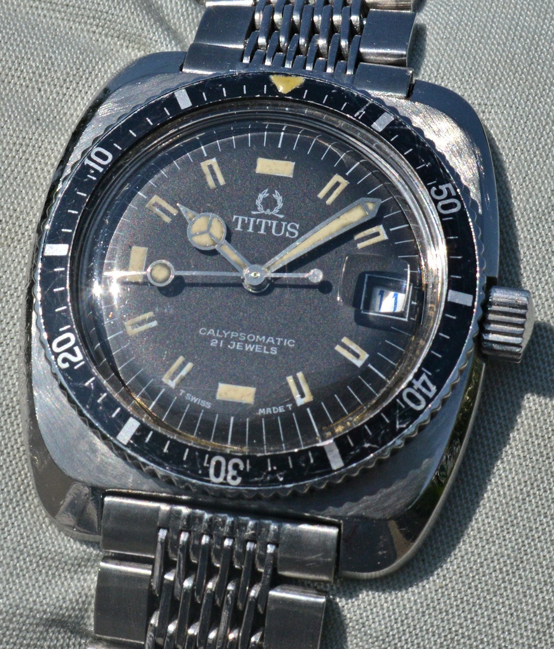 Titus Calypsomatic 8375 Diver Rare 1967-1970 Wrist Watch With Steel Bracelet