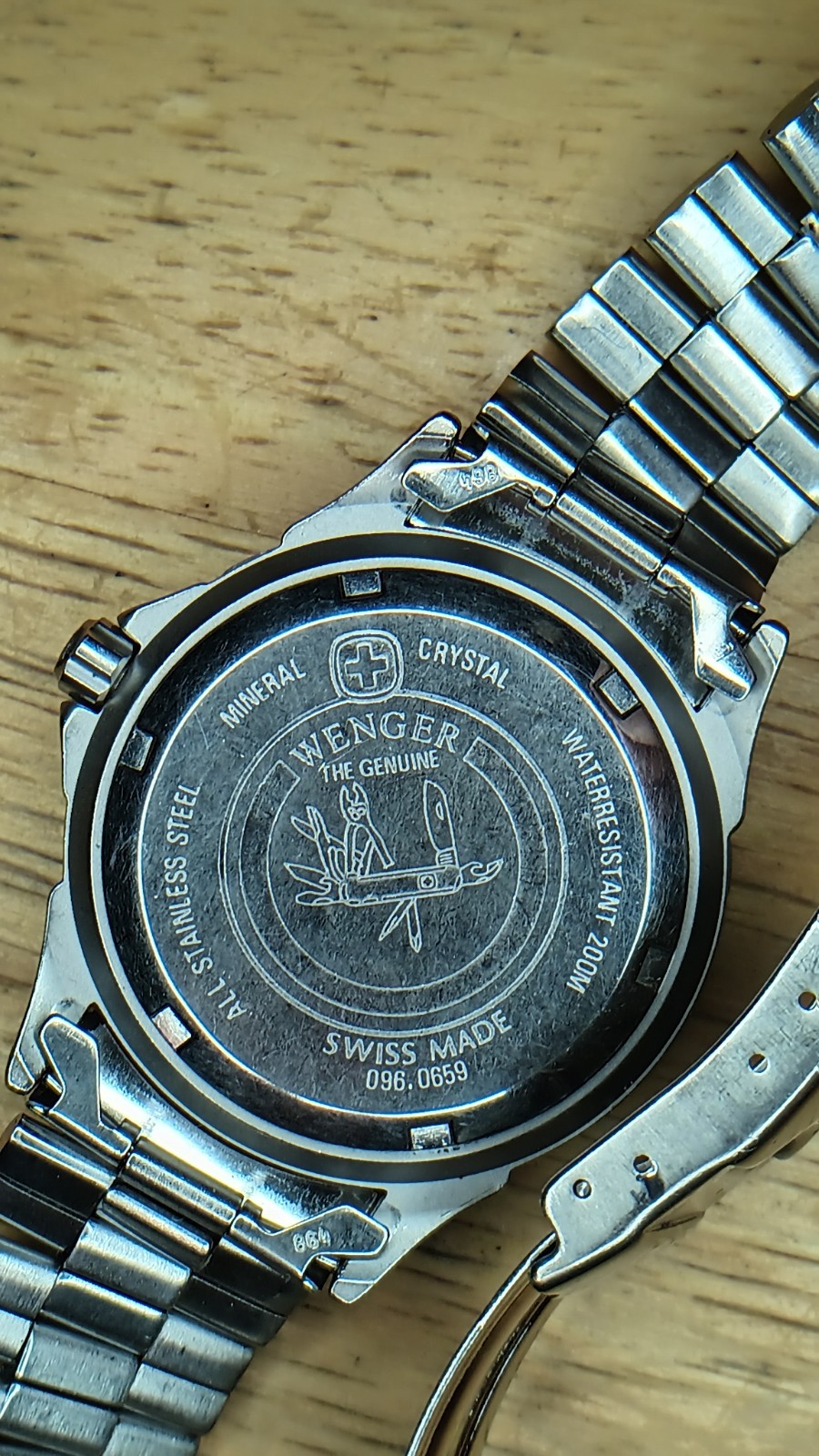 Swiss Army SMT Dive Watch Blue Dial 200M Rotating Bezel Screw Down Crown SS Case