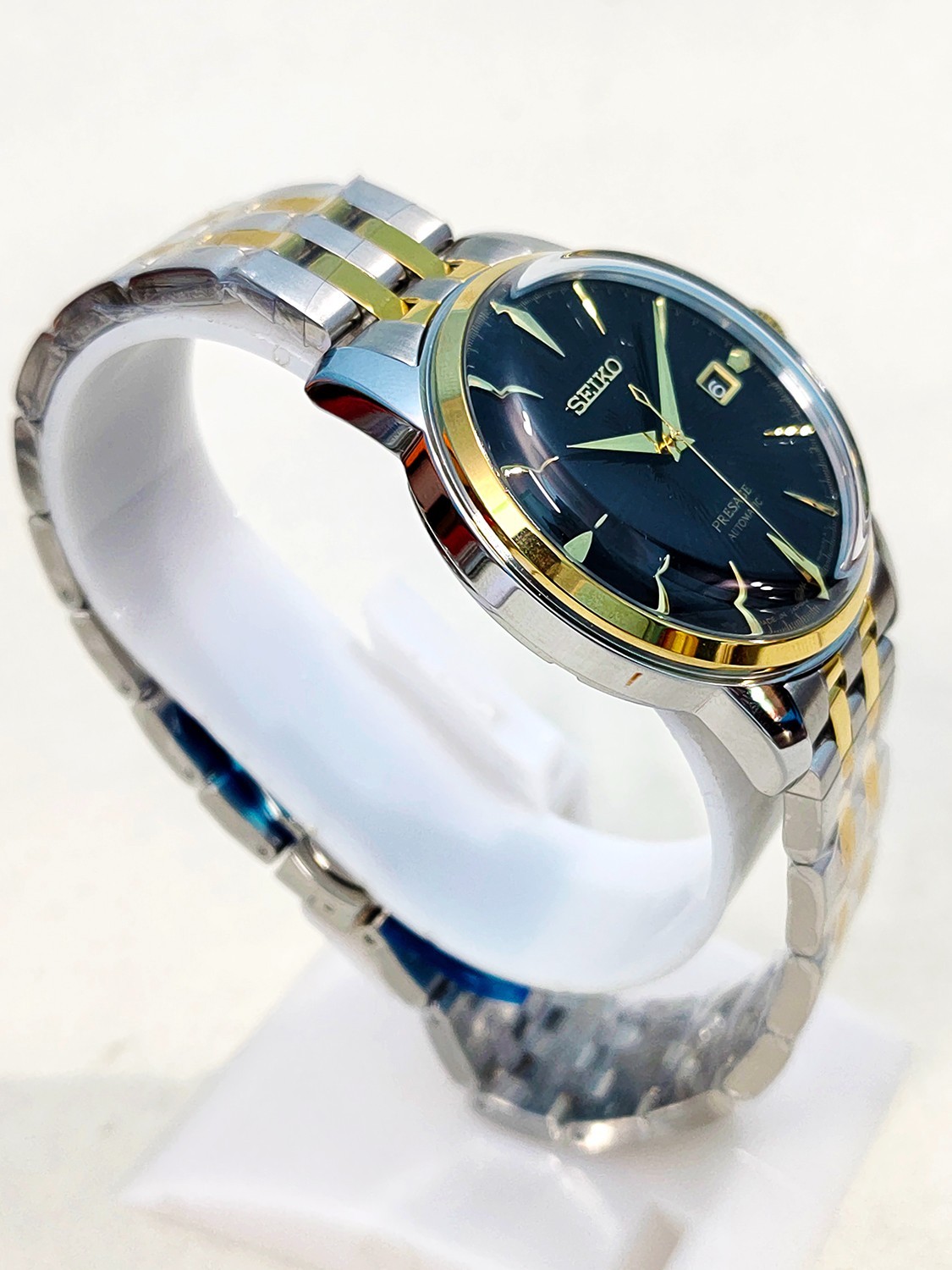 New SEIKO Presage Automatic 24-Jewels Men’s 4R35 Driven Japanese 44mm Wristwatch