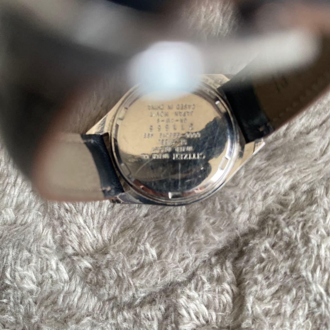 CITIZEN Quartz Watch, Black Dial, Slightly Damaged/Defective