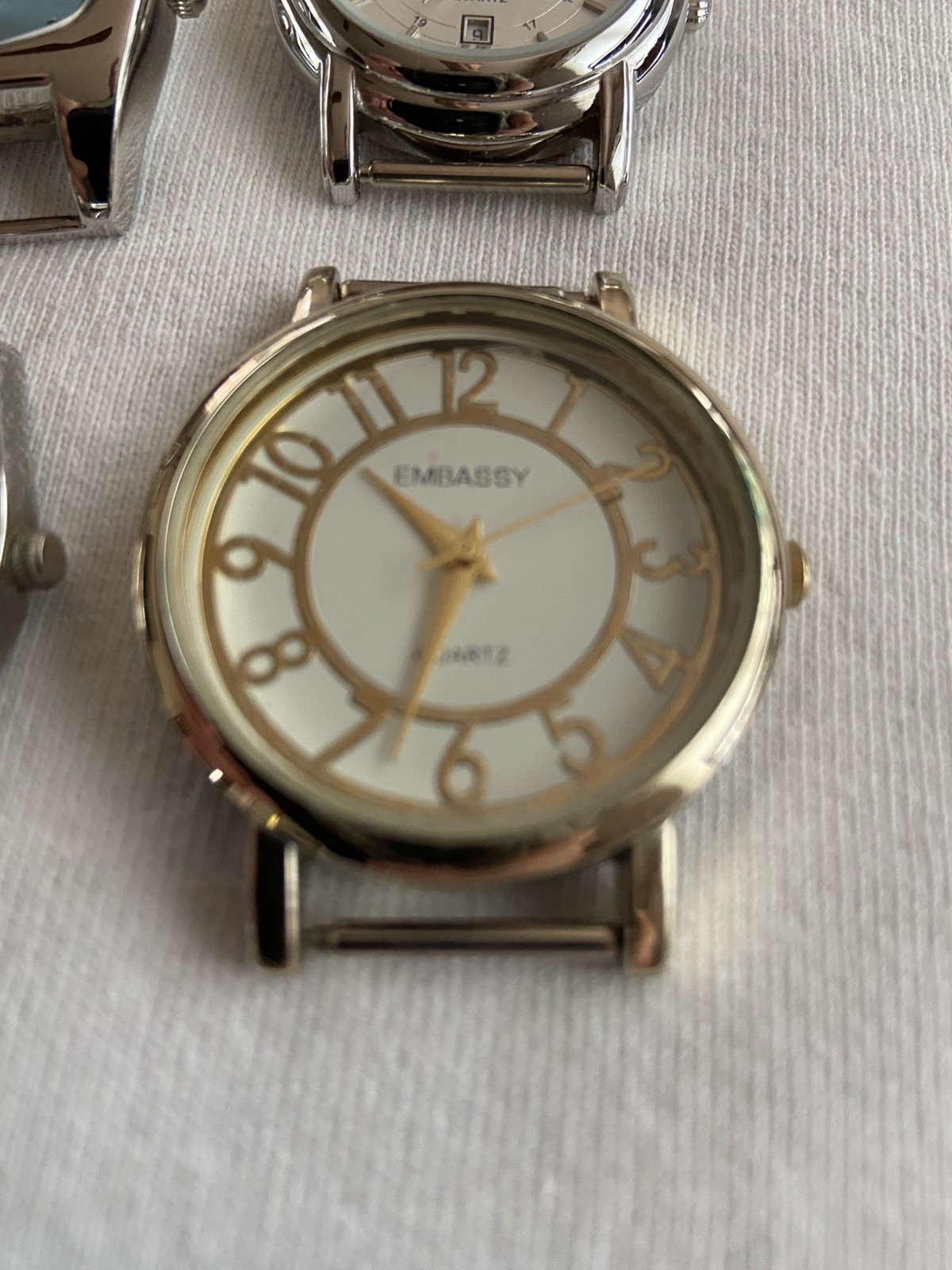 (4) Working Quartz Watches with New Batteries, no bands #100 Embassy and Geneva