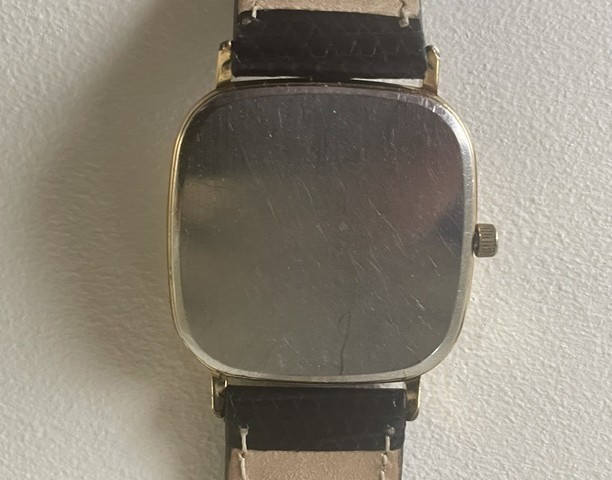 Tiffany & Co vintage OMEGA Gold Plated Day/Date TV Dial Quartz – 30 mm