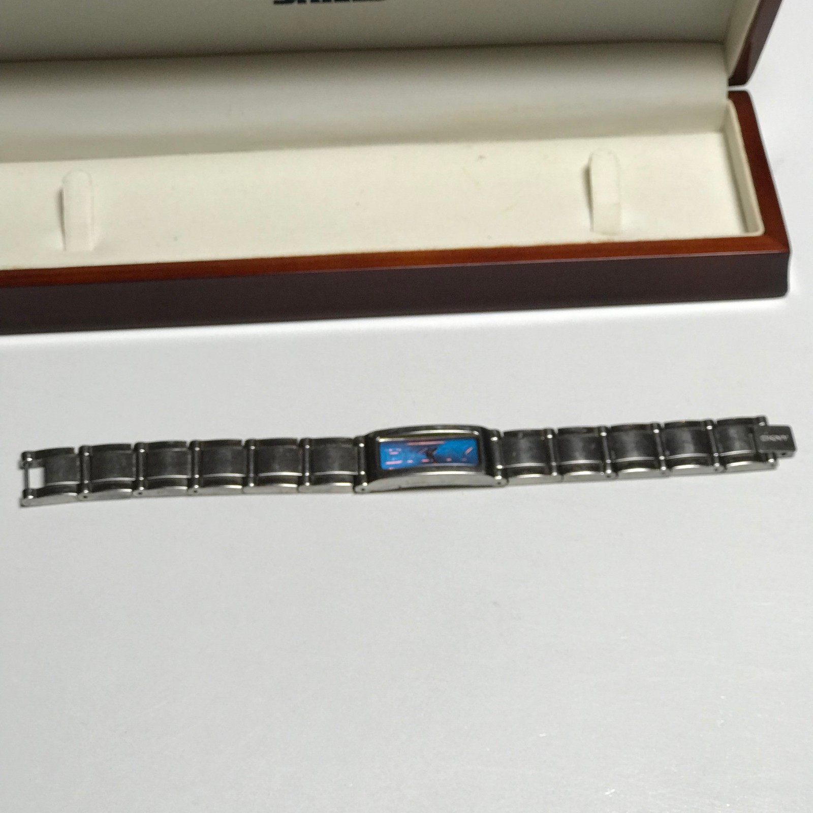 DKNY Vintage Wrist Watch Multicolour Face ( RARE )