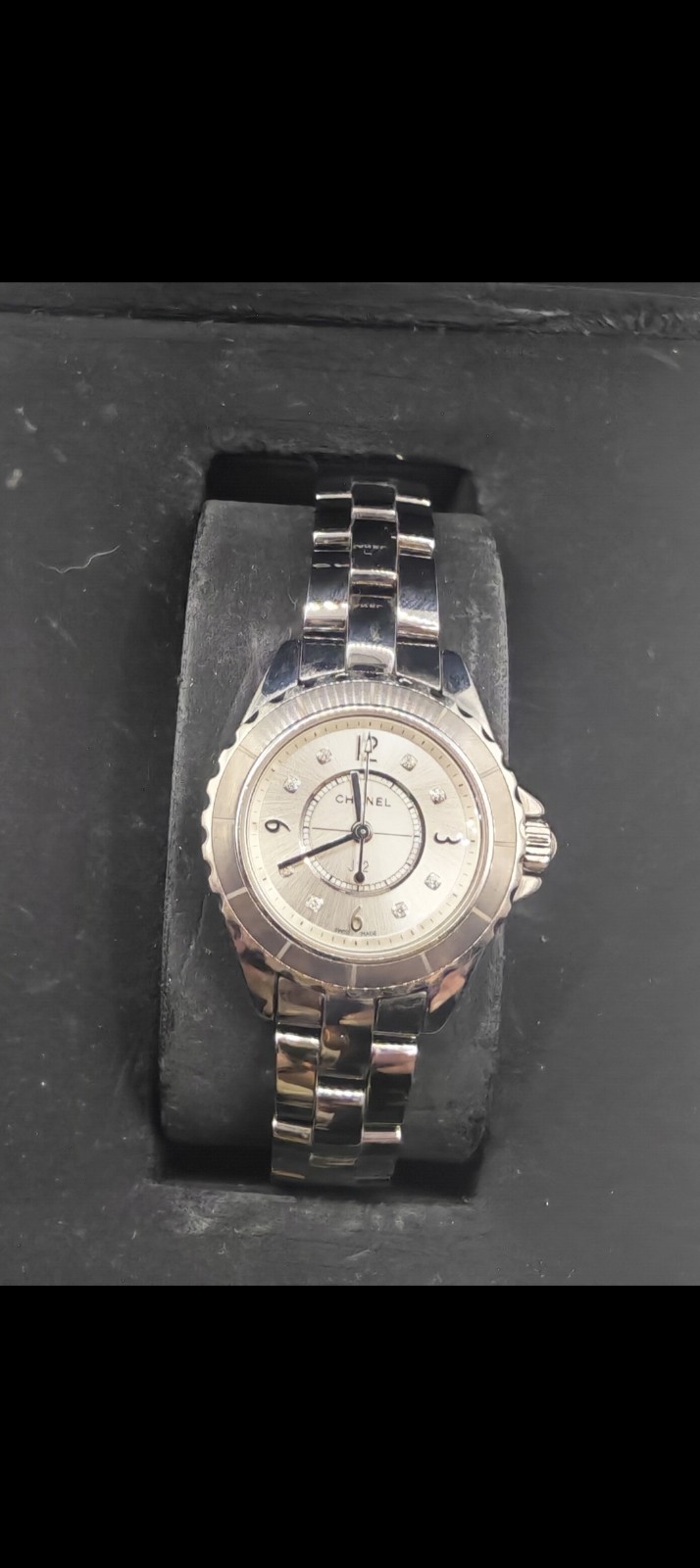 Chanel J12 Chromatic H3401 29mm Quartz 8 Diamond Dial Box & Papers