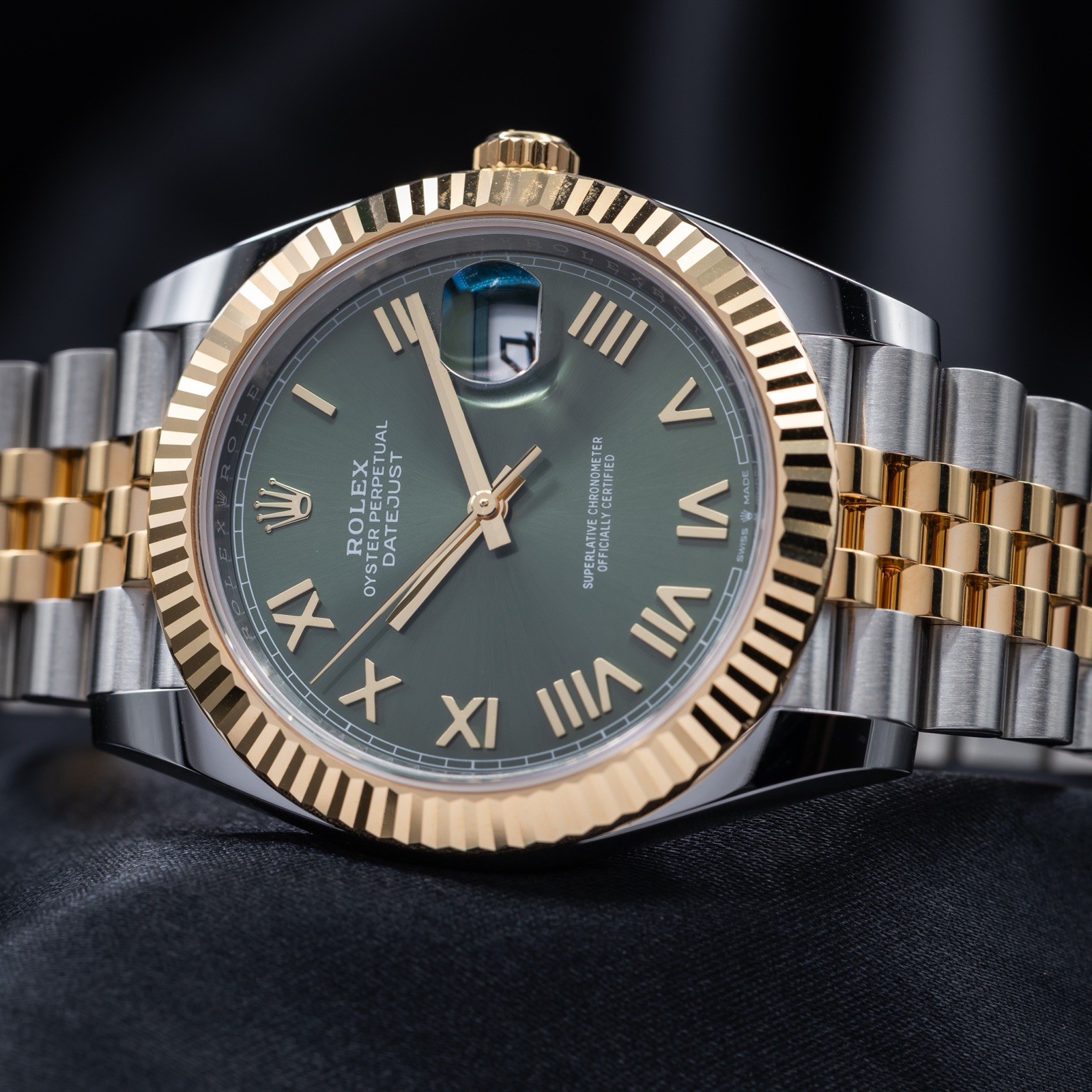 Rolex Datejust 41 126333 – Olive Green Dial | Brand New 2026 Complete Set
