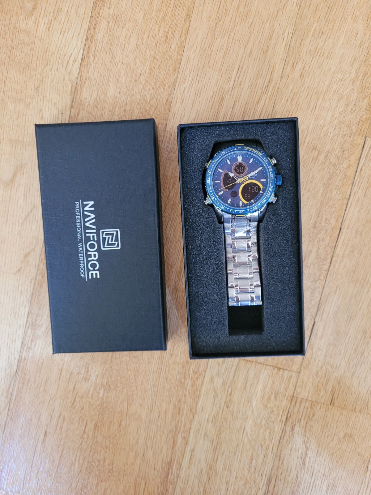 NAVIFORCE New Stylish Dual Display Watch in Stainless Steel For Men